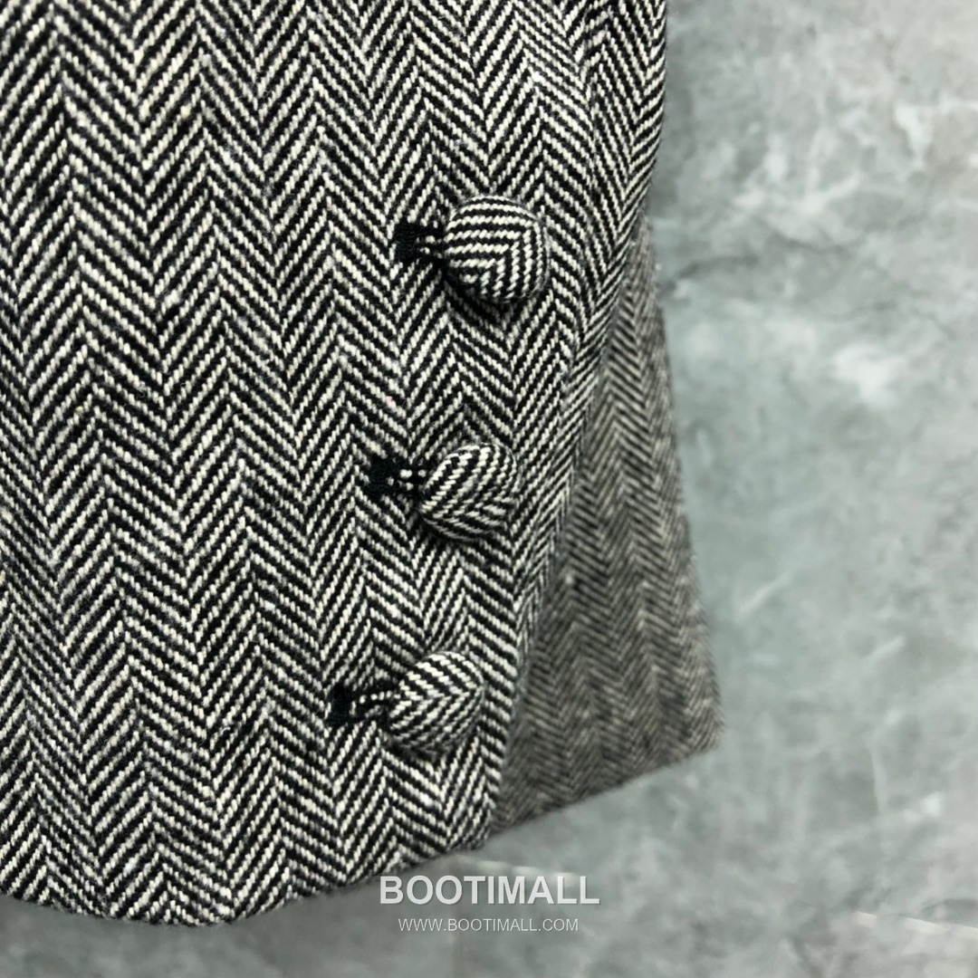 Thom Browne Back Vent Herringbone Blazer Grey 톰브라운 백벤트 헤링본 블레이저 그레이 19