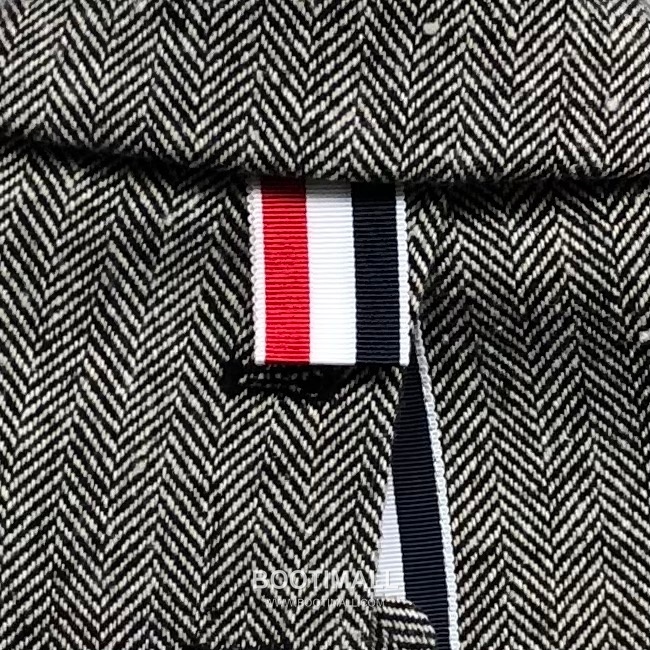 Thom Browne Back Vent Herringbone Blazer Grey 톰브라운 백벤트 헤링본 블레이저 그레이 21