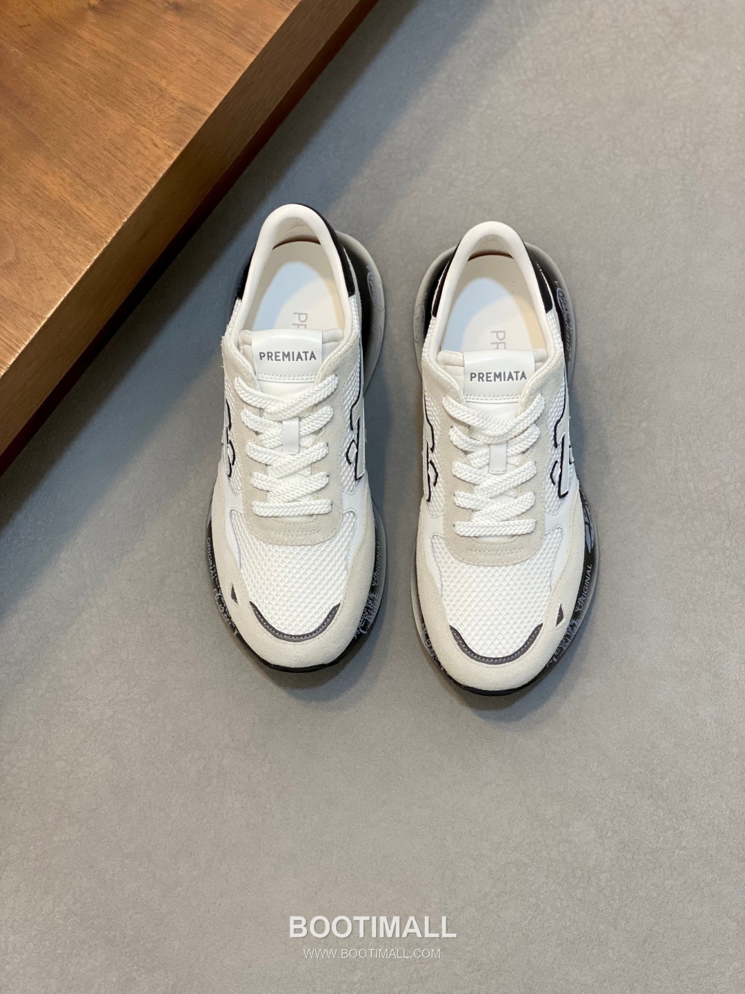 Prada Suede Panel Trainer Suede Leather Nylon Blue Sneakers 프라다 스웨이드 패널 트레이너 스웨이드 레더 나일론 블루 스니커즈 2