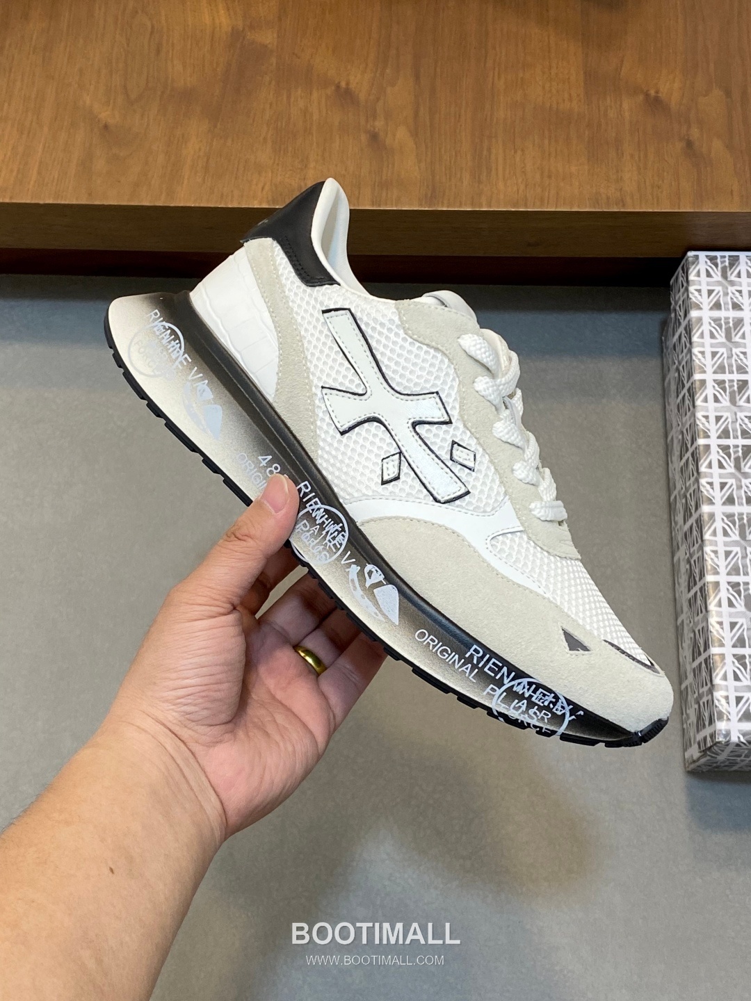 Prada Suede Panel Trainer Suede Leather Nylon Blue Sneakers 프라다 스웨이드 패널 트레이너 스웨이드 레더 나일론 블루 스니커즈 5