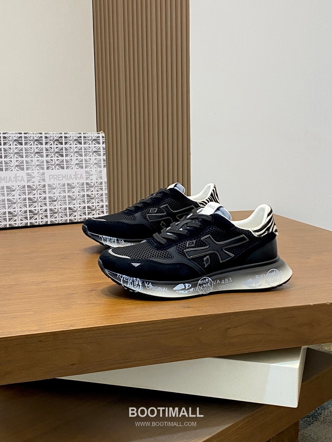 Prada Suede Panel Trainer Suede Leather Nylon Blue Sneakers 프라다 스웨이드 패널 트레이너 스웨이드 레더 나일론 블루 스니커즈 4