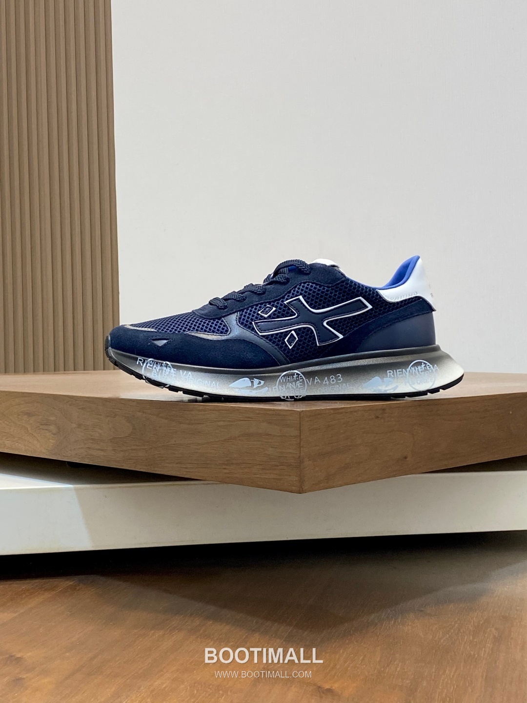 Prada Suede Panel Trainer Suede Leather Nylon Blue Sneakers 프라다 스웨이드 패널 트레이너 스웨이드 레더 나일론 블루 스니커즈 3