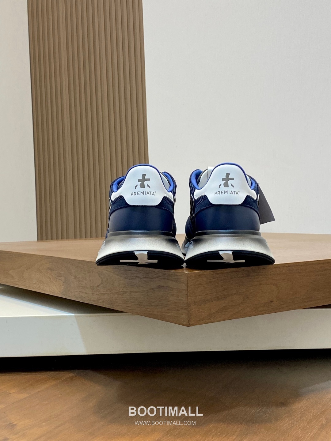 Prada Suede Panel Trainer Suede Leather Nylon Blue Sneakers 프라다 스웨이드 패널 트레이너 스웨이드 레더 나일론 블루 스니커즈 9