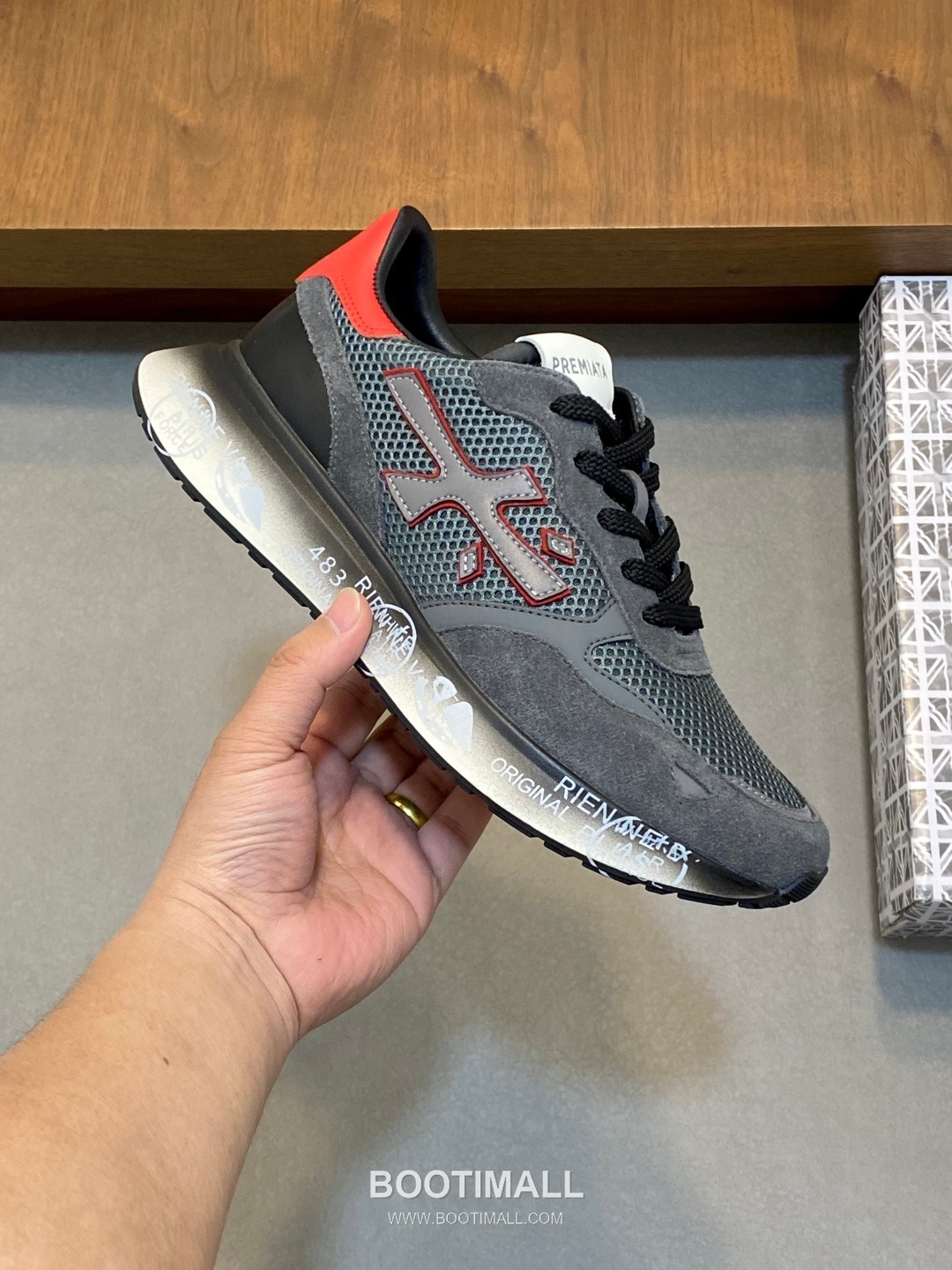 Prada Suede Panel Trainer Suede Leather Nylon Blue Sneakers 프라다 스웨이드 패널 트레이너 스웨이드 레더 나일론 블루 스니커즈 5