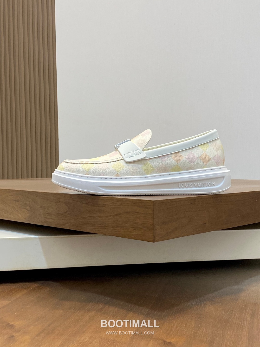 Louis Vuitton Monogram Leather Casual Derby Calfskin Leather Black Derby Shoes 루이비통 모노그램 레더 캐주얼 더비 송아지가죽 블랙 더비 슈즈 3