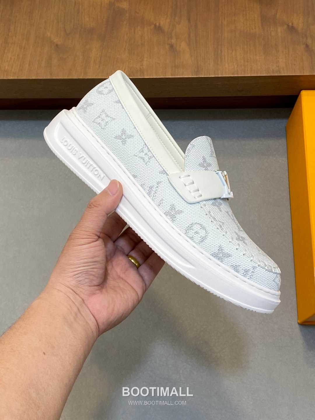 Louis Vuitton Monogram Leather Casual Derby Calfskin Leather Black Derby Shoes 루이비통 모노그램 레더 캐주얼 더비 송아지가죽 블랙 더비 슈즈 5