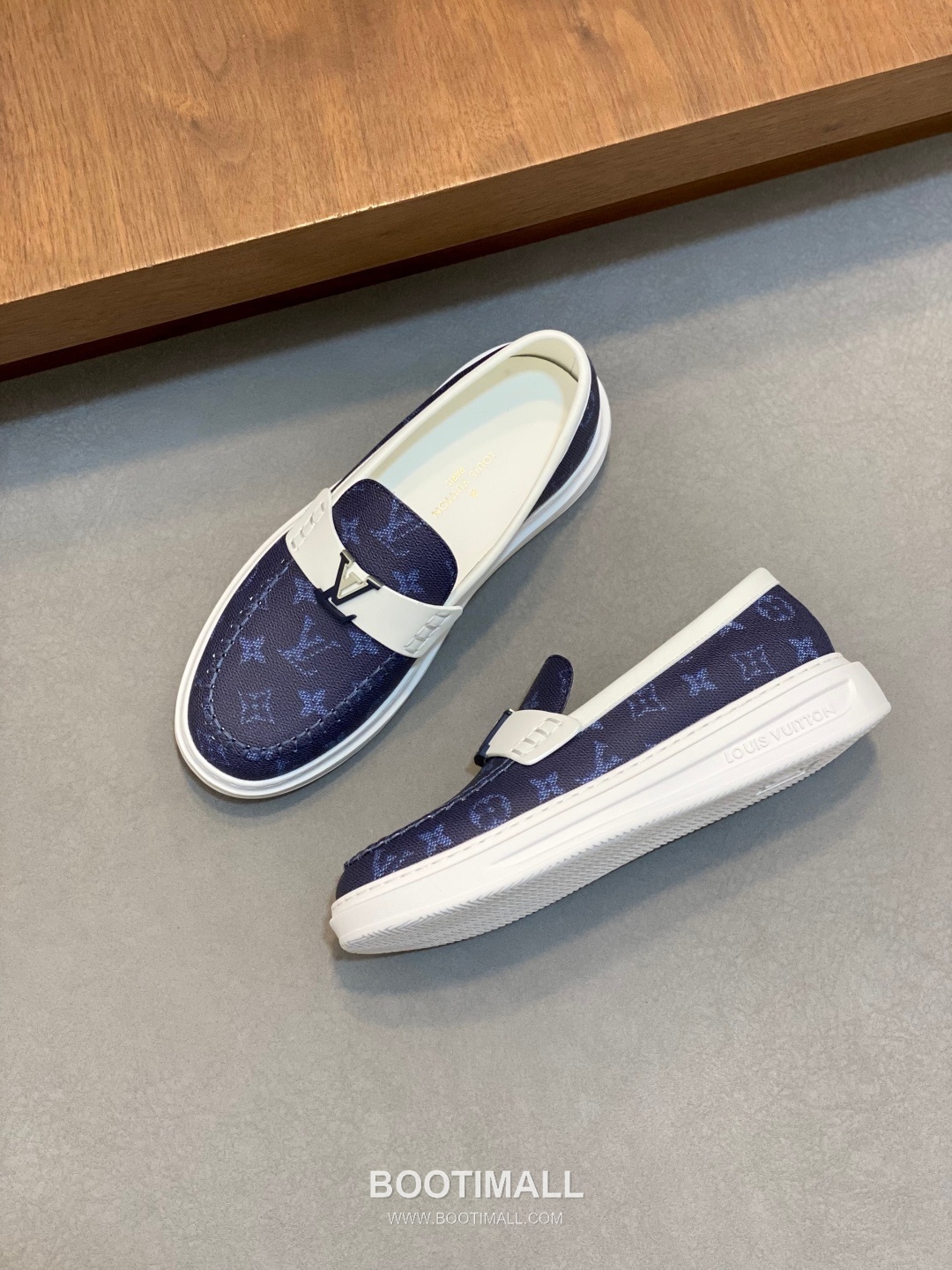 Louis Vuitton Monogram Leather Casual Derby Calfskin Leather Black Derby Shoes 루이비통 모노그램 레더 캐주얼 더비 송아지가죽 블랙 더비 슈즈 6