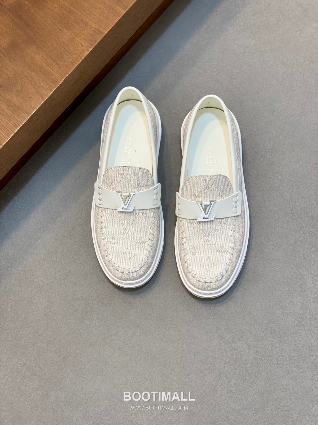 Louis Vuitton Monogram Leather Casual Derby Calfskin Leather Black Derby Shoes 루이비통 모노그램 레더 캐주얼 더비 송아지가죽 블랙 더비 슈즈 2