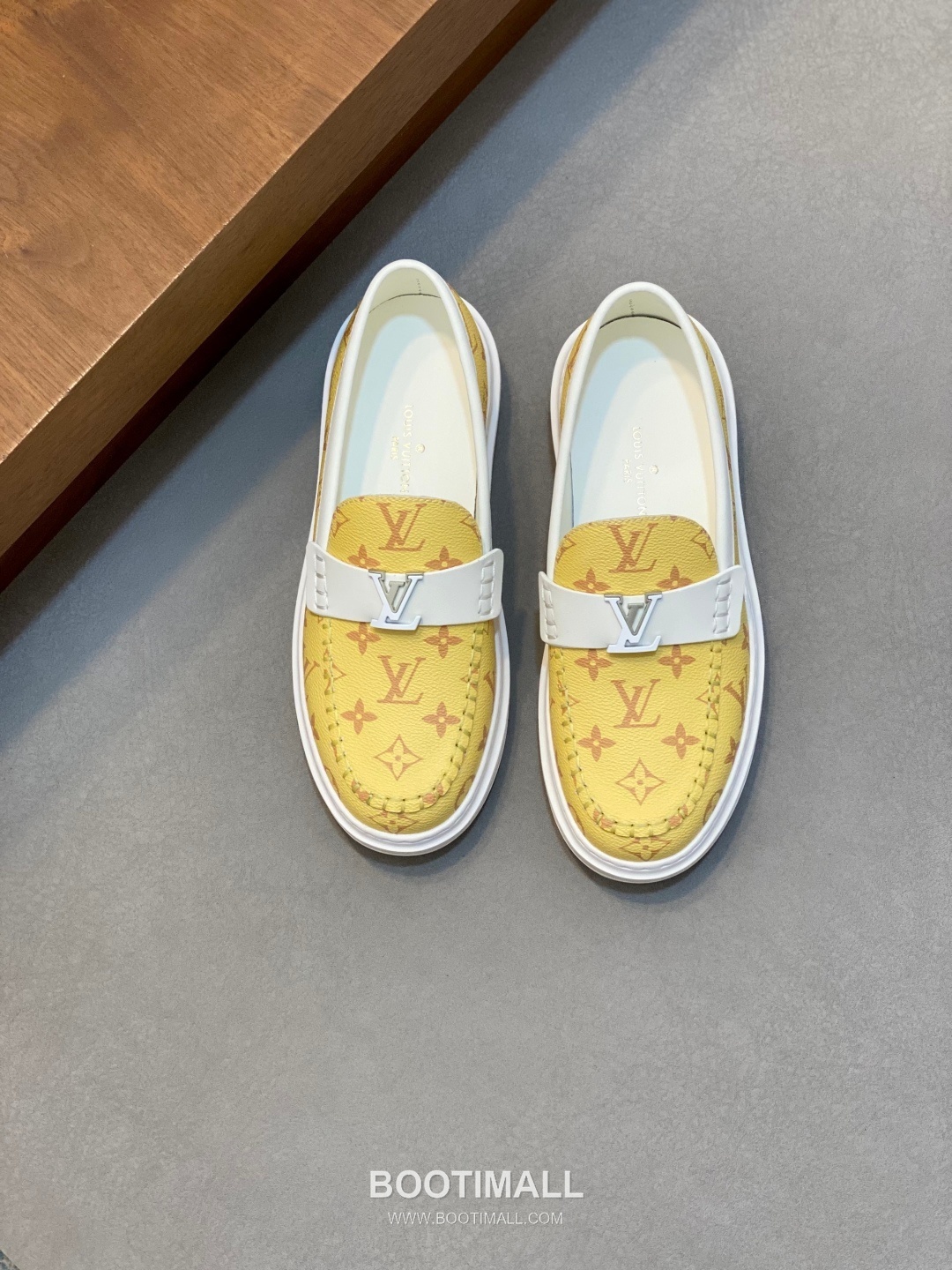 Louis Vuitton Monogram Leather Casual Derby Calfskin Leather Black Derby Shoes 루이비통 모노그램 레더 캐주얼 더비 송아지가죽 블랙 더비 슈즈 2