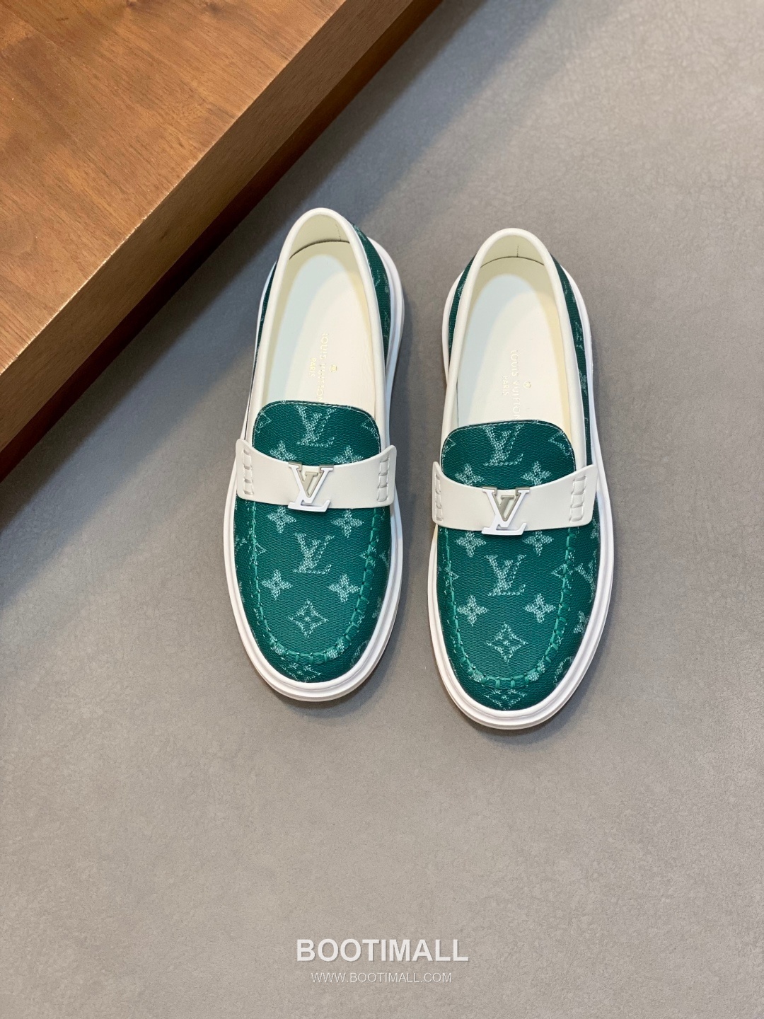 Louis Vuitton Monogram Leather Casual Derby Calfskin Leather Black Derby Shoes 루이비통 모노그램 레더 캐주얼 더비 송아지가죽 블랙 더비 슈즈 1