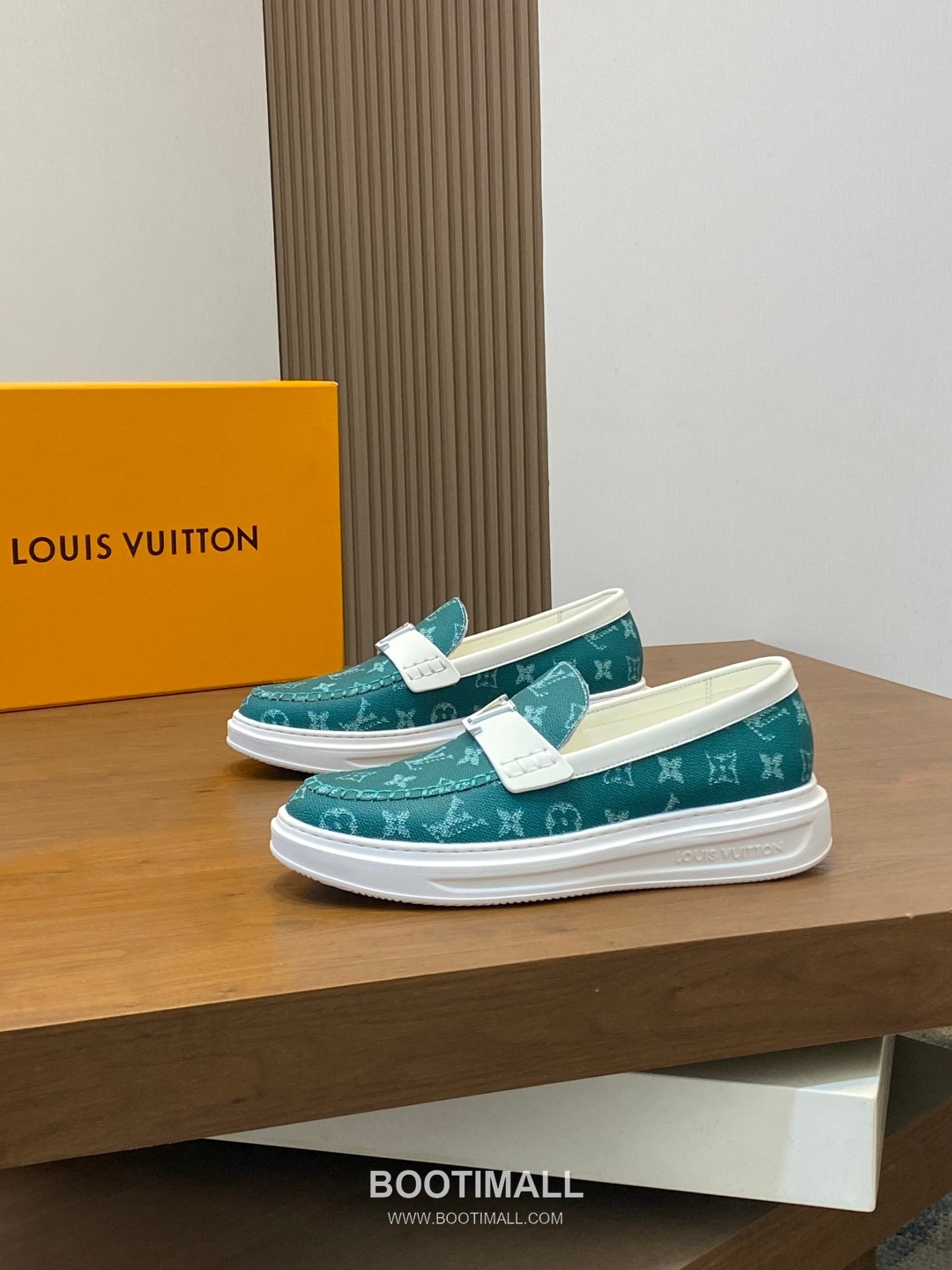 Louis Vuitton Monogram Leather Casual Derby Calfskin Leather Black Derby Shoes 루이비통 모노그램 레더 캐주얼 더비 송아지가죽 블랙 더비 슈즈 3