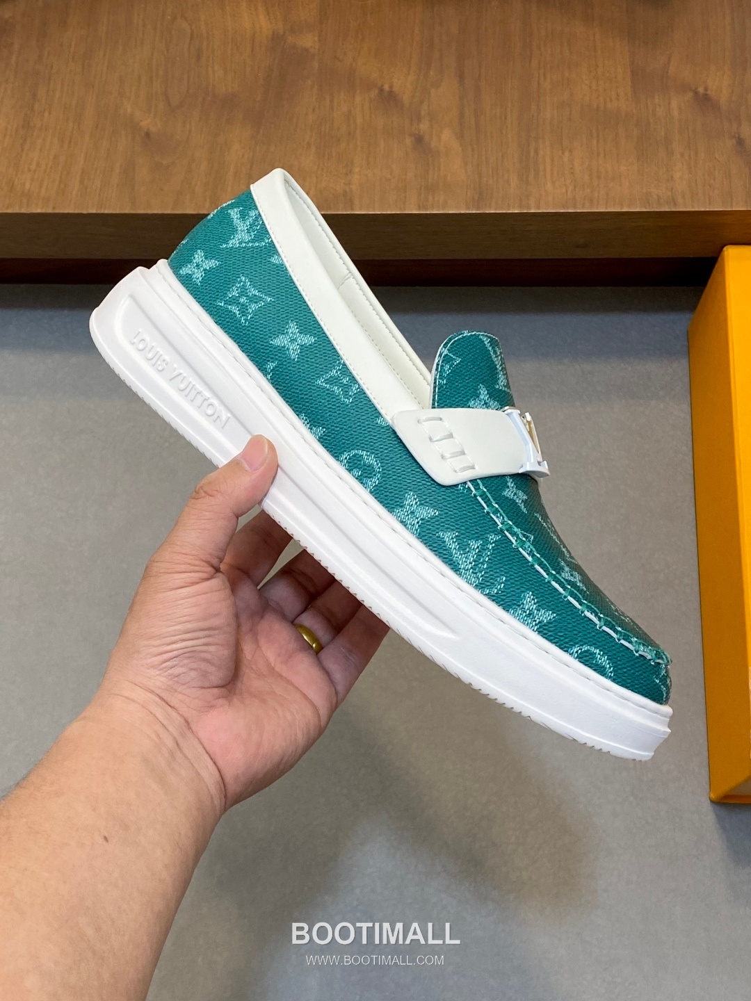 Louis Vuitton Monogram Leather Casual Derby Calfskin Leather Black Derby Shoes 루이비통 모노그램 레더 캐주얼 더비 송아지가죽 블랙 더비 슈즈 4