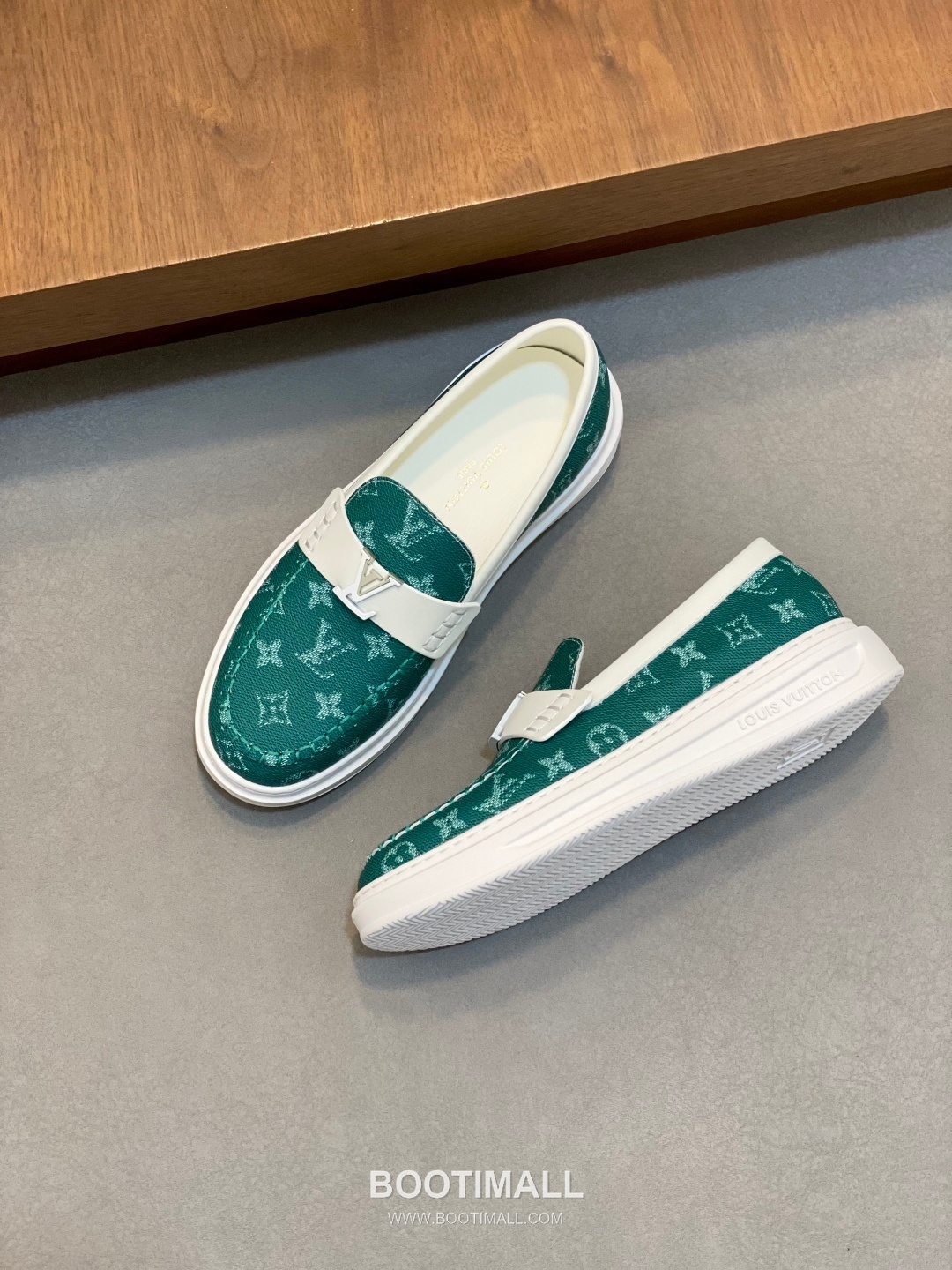 Louis Vuitton Monogram Leather Casual Derby Calfskin Leather Black Derby Shoes 루이비통 모노그램 레더 캐주얼 더비 송아지가죽 블랙 더비 슈즈 5