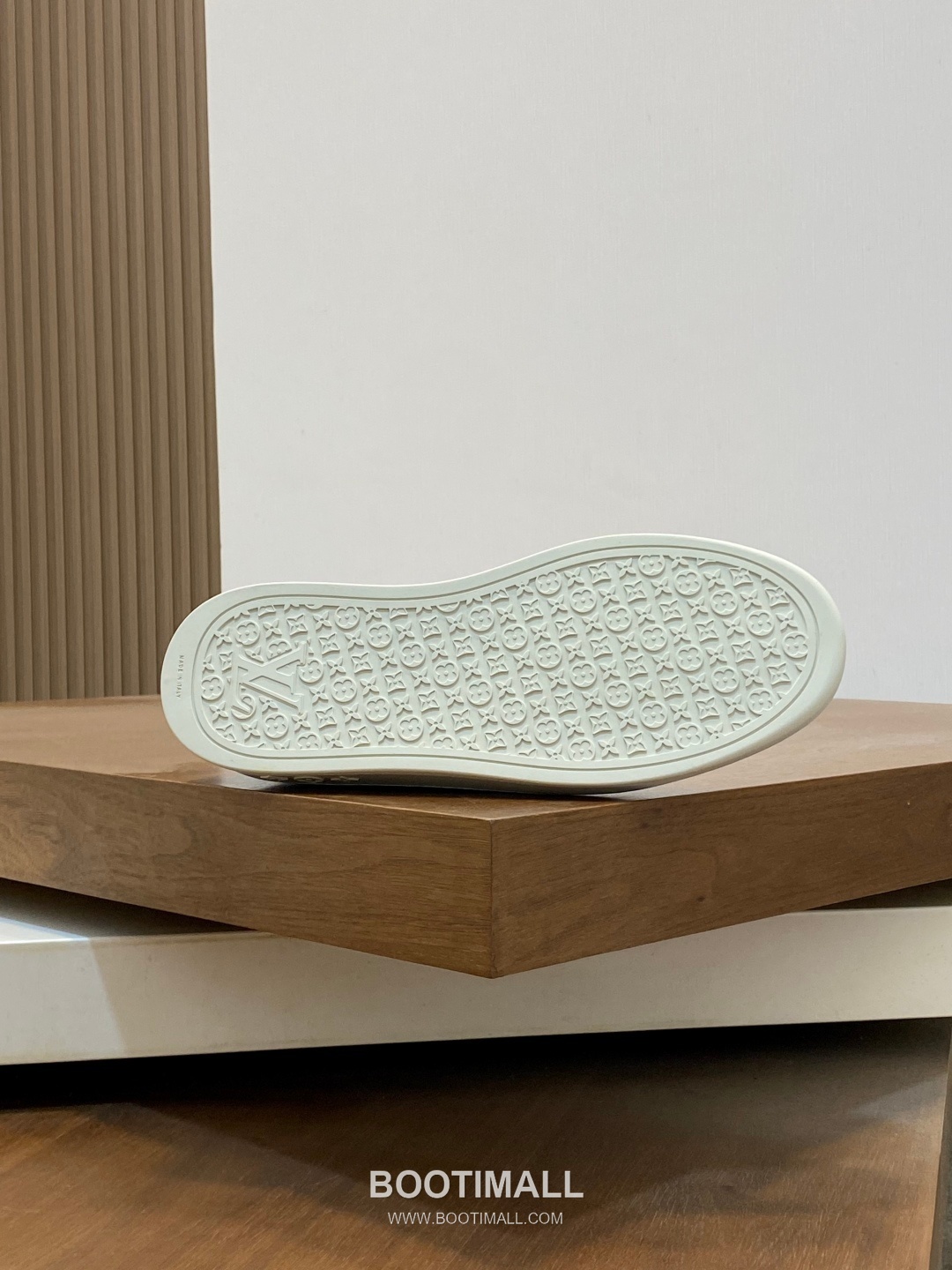 Louis Vuitton Monogram Suede Casual Loafer Calfskin Suede Purple 루이비통 모노그램 스웨이드 캐주얼 로퍼 송아지 스웨이드 퍼플 10