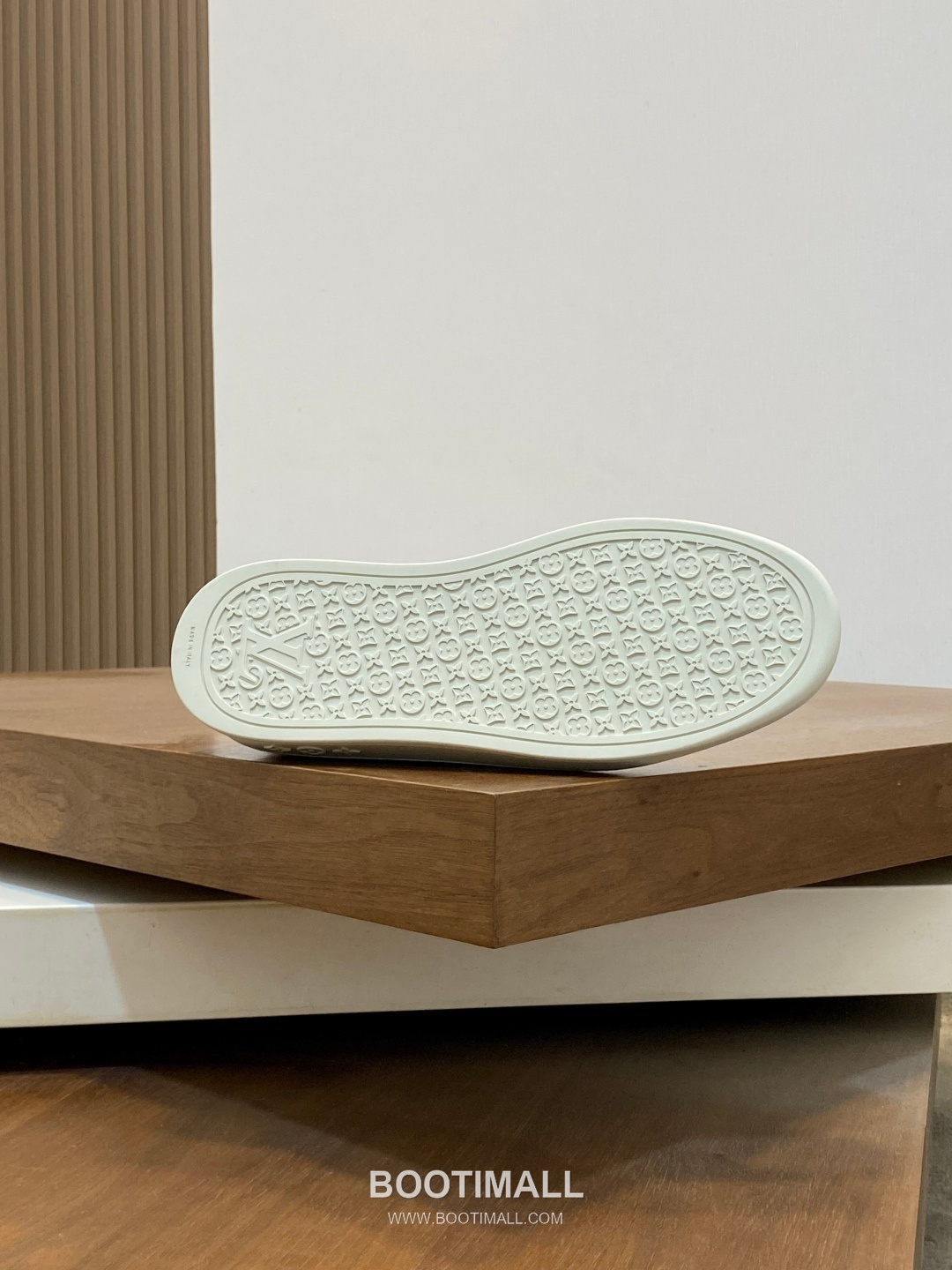 Louis Vuitton Monogram Suede Casual Loafer Calfskin Suede Purple 루이비통 모노그램 스웨이드 캐주얼 로퍼 송아지 스웨이드 퍼플 10