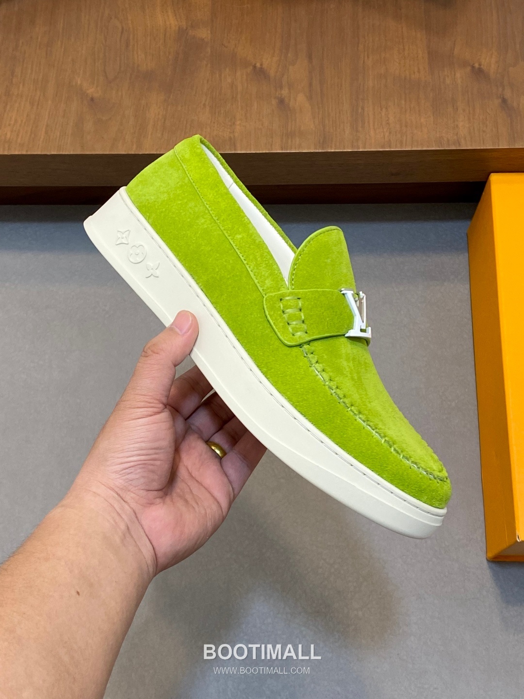 Louis Vuitton Monogram Suede Casual Loafer Calfskin Suede Purple 루이비통 모노그램 스웨이드 캐주얼 로퍼 송아지 스웨이드 퍼플 5