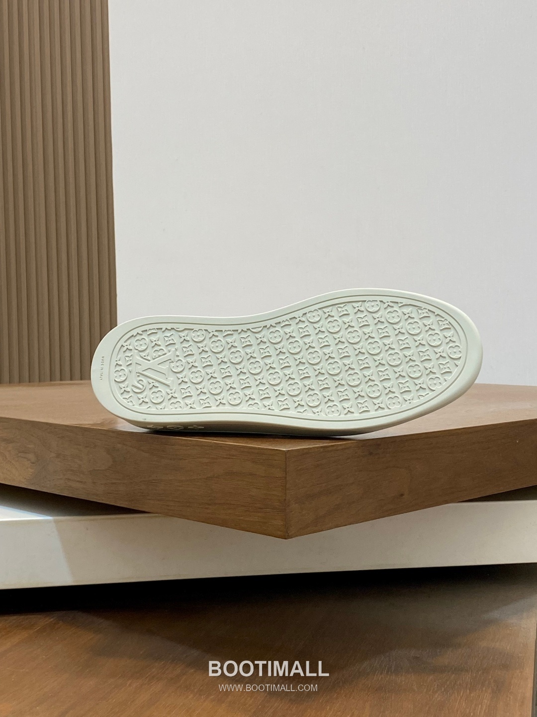 Louis Vuitton Monogram Suede Casual Loafer Calfskin Suede Purple 루이비통 모노그램 스웨이드 캐주얼 로퍼 송아지 스웨이드 퍼플 10