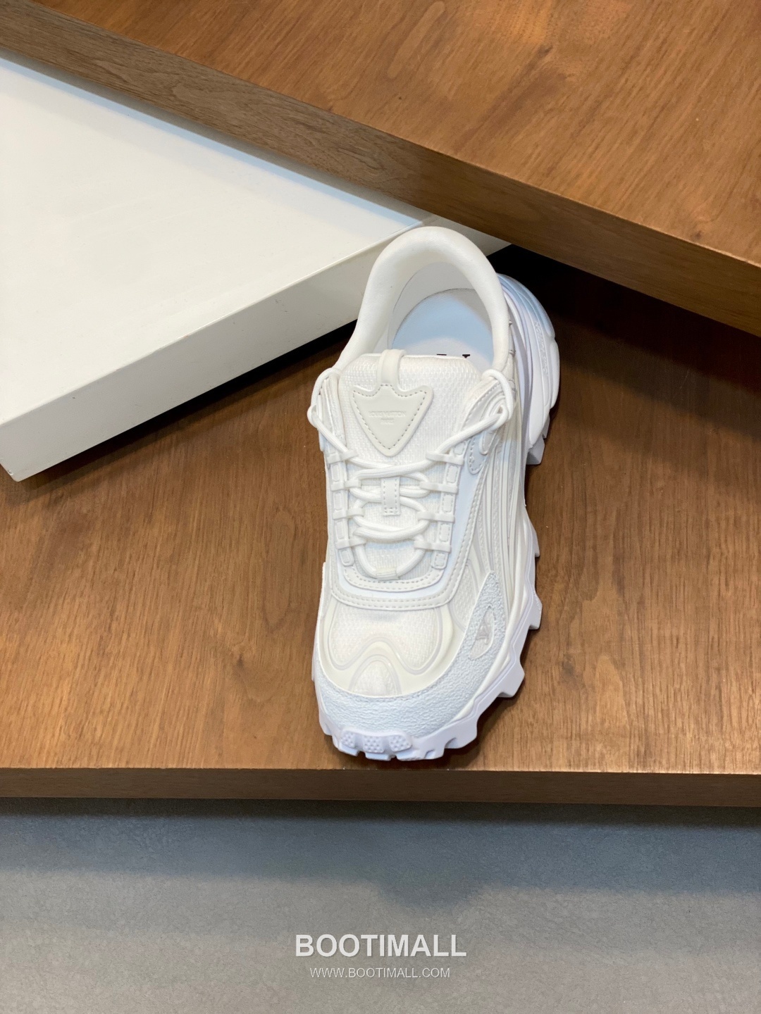 Louis Vuitton Nappa Mesh Trail Sneaker Nappa Calfskin Mesh Canvas Grey Sneakers 루이비통 나파 메쉬 트레일 스니커즈 나파 송아지 가죽 메쉬 캔버스 그레이 7