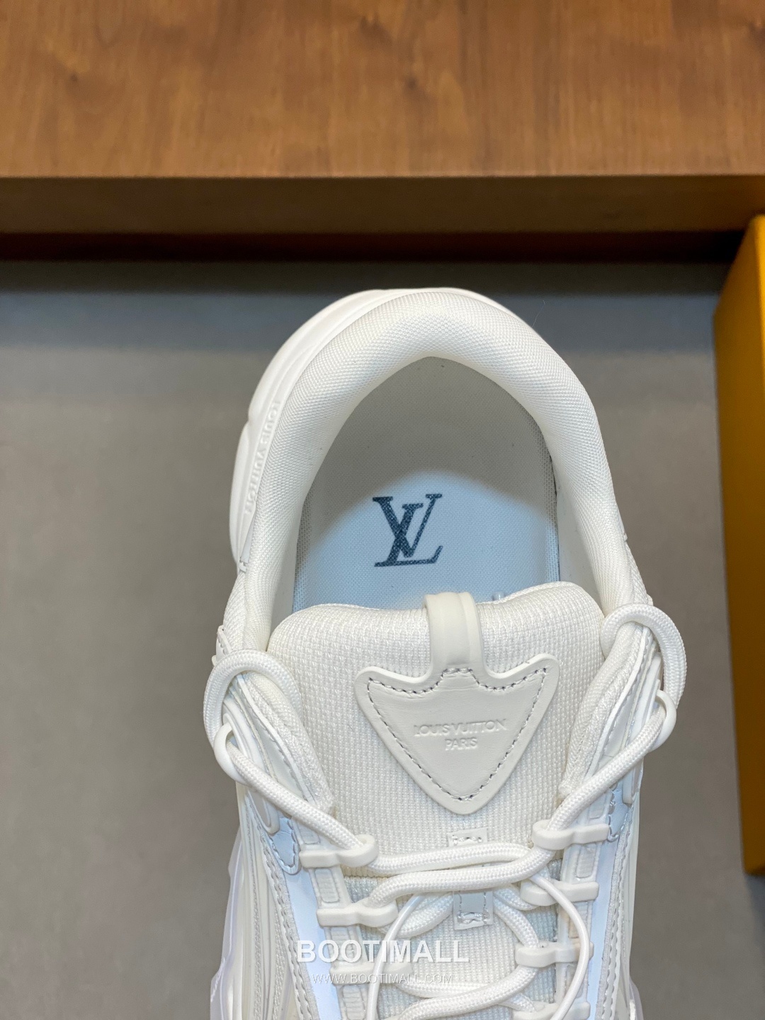 Louis Vuitton Nappa Mesh Trail Sneaker Nappa Calfskin Mesh Canvas Grey Sneakers 루이비통 나파 메쉬 트레일 스니커즈 나파 송아지 가죽 메쉬 캔버스 그레이 8