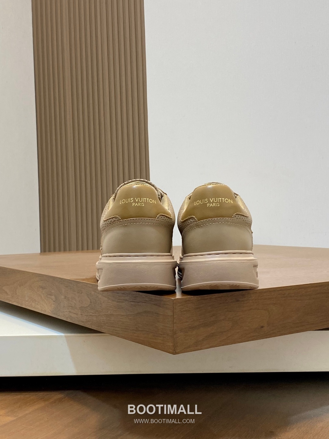 Louis Vuitton Monogram Perforated Low Sneaker Calfskin Leather Green Sneakers 루이비통 모노그램 펀칭 로우 스니커즈 송아지가죽 그린 9