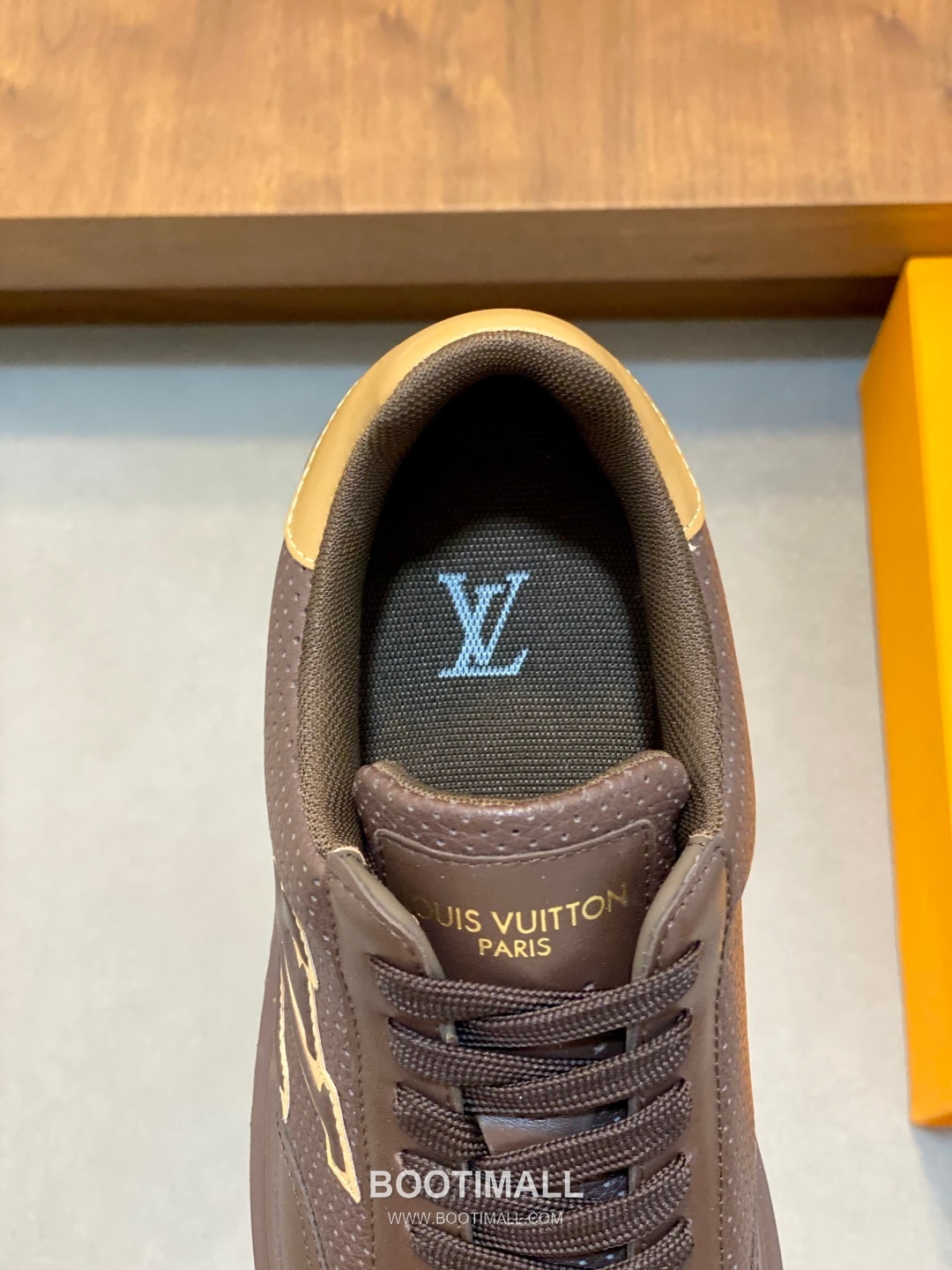 Louis Vuitton Monogram Perforated Low Sneaker Calfskin Leather Green Sneakers 루이비통 모노그램 펀칭 로우 스니커즈 송아지가죽 그린 8