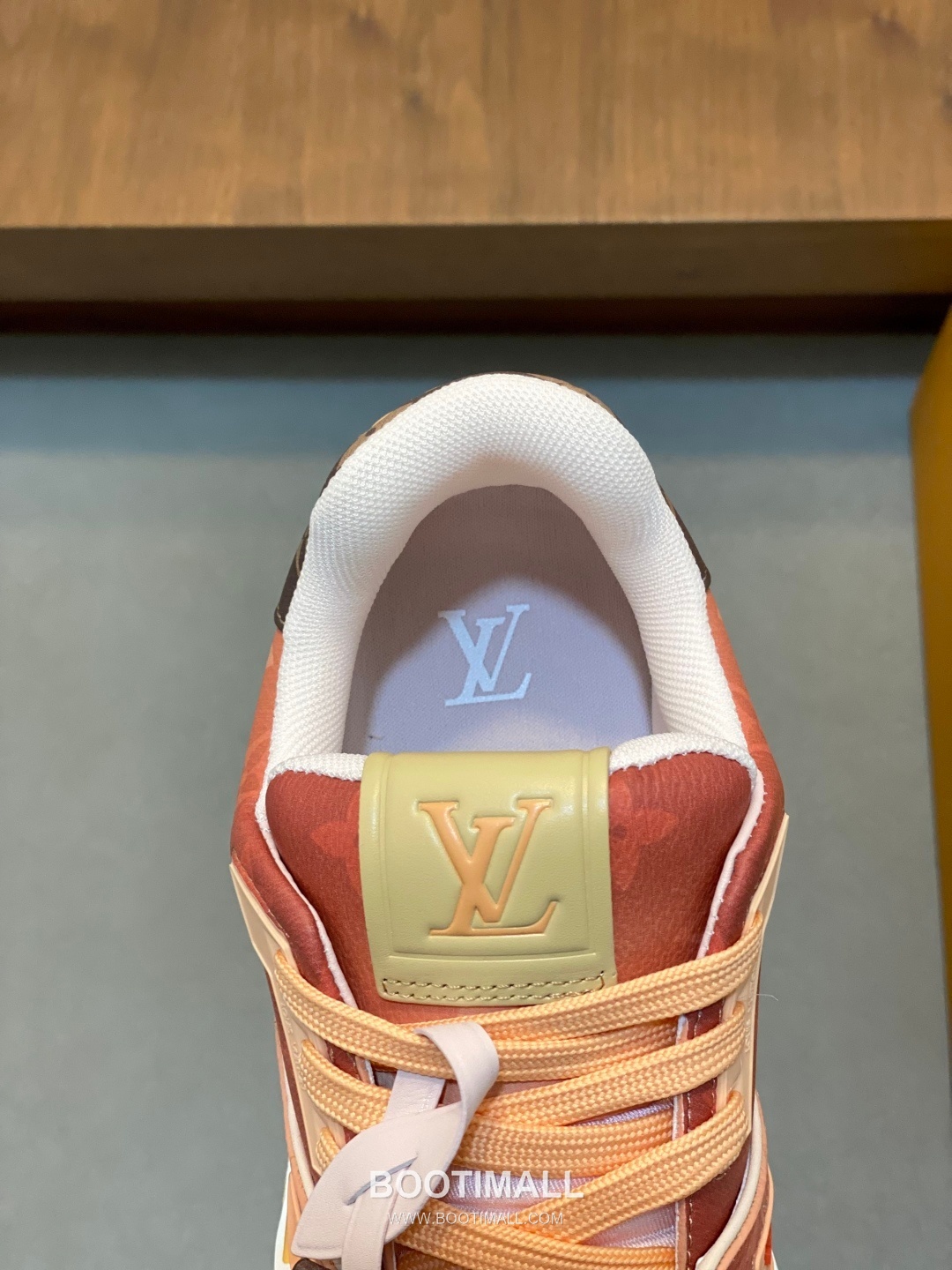 Louis Vuitton LV Trainer Monogram Low Sneaker Calfskin Leather Orange Sneakers 루이비통 LV 트레이너 모노그램 로우 스니커즈 송아지가죽 오렌지 8
