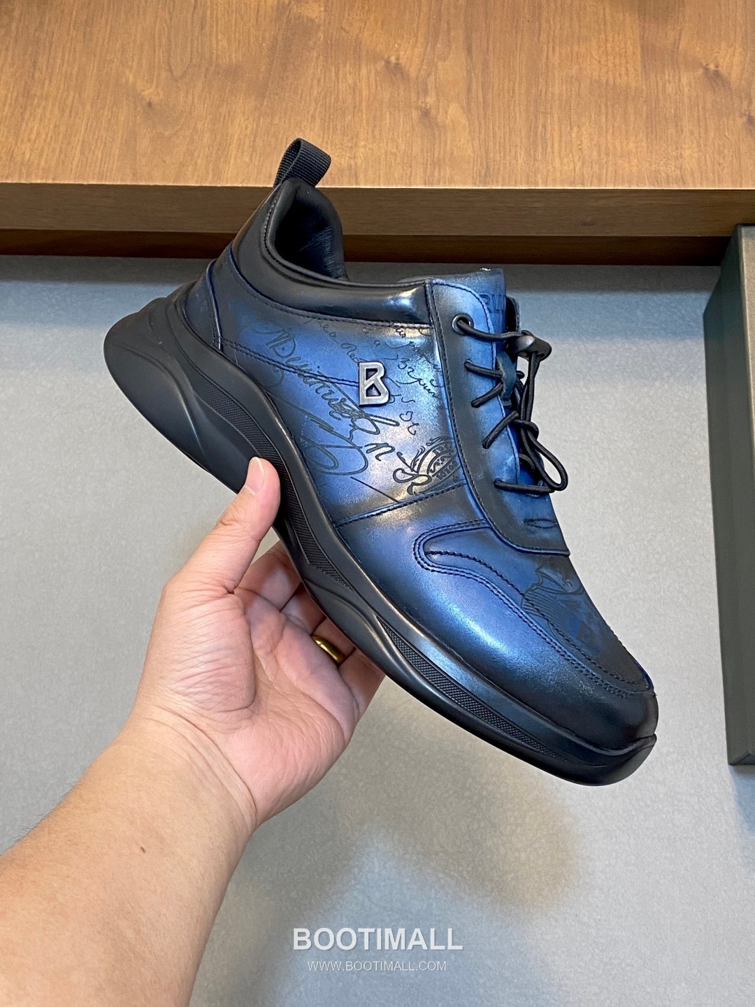 Berluti Patina High Top Sneaker Boot Patina Calf Leather Brown Sneakers 벨루티 남성 파티나 하이탑 스니커 부츠 파티나 송아지가죽 브라운 스니커즈 5