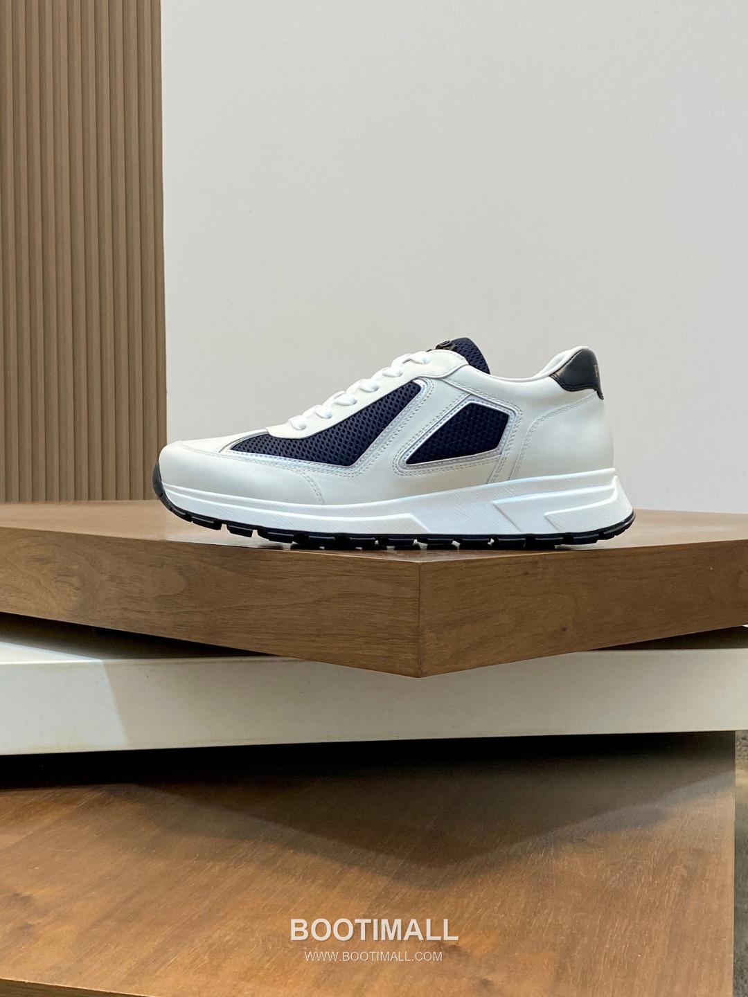 Prada Geometric Panel Runner Calfskin Mesh Khaki Sneakers 프라다 지오메트릭 패널 러너 송아지가죽 메쉬 카키 스니커즈 3