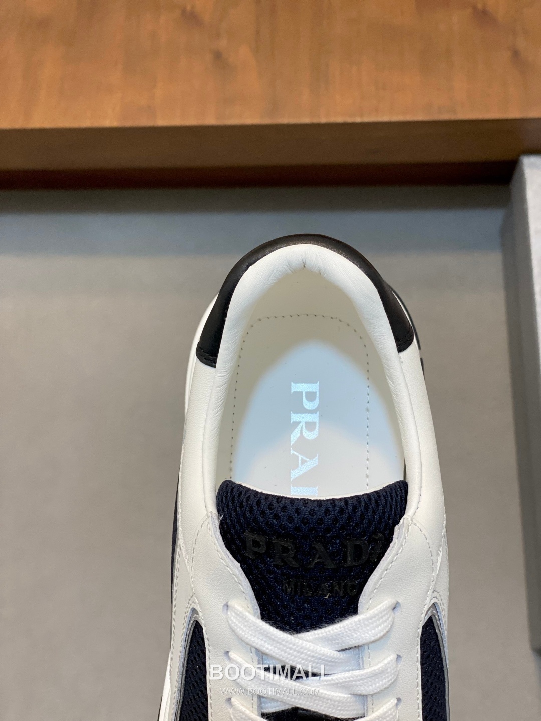 Prada Geometric Panel Runner Calfskin Mesh Khaki Sneakers 프라다 지오메트릭 패널 러너 송아지가죽 메쉬 카키 스니커즈 8