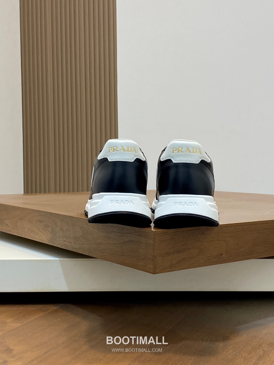 Prada Geometric Panel Runner Calfskin Mesh Khaki Sneakers 프라다 지오메트릭 패널 러너 송아지가죽 메쉬 카키 스니커즈 9