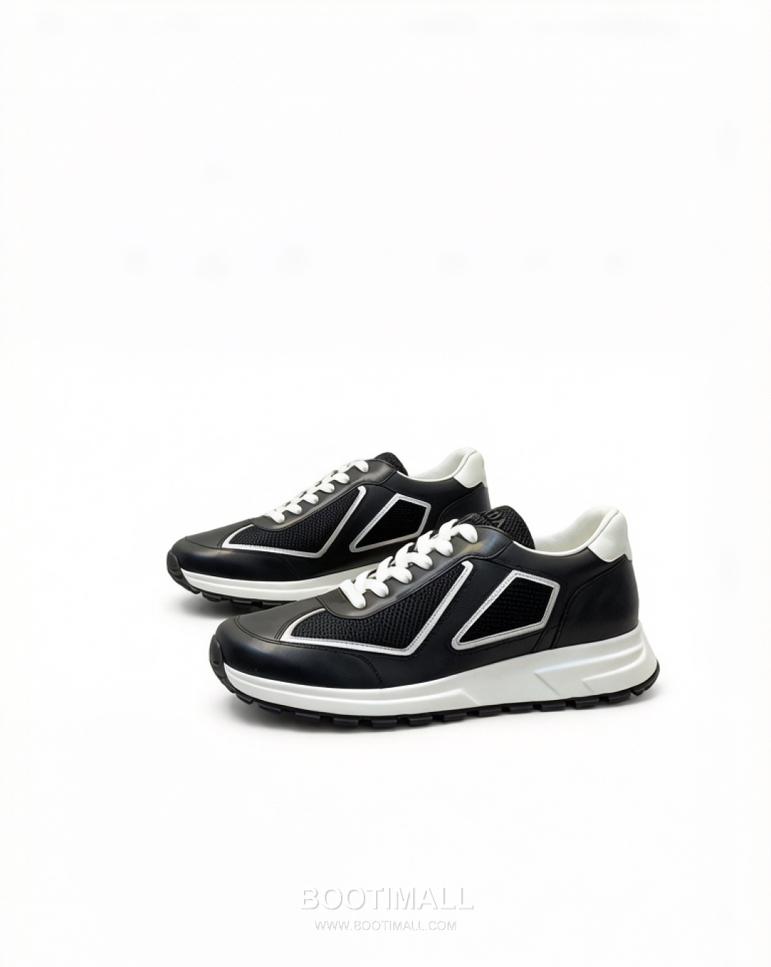 Prada Geometric Panel Runner Calfskin Mesh Khaki Sneakers 프라다 지오메트릭 패널 러너 송아지가죽 메쉬 카키 스니커즈 1