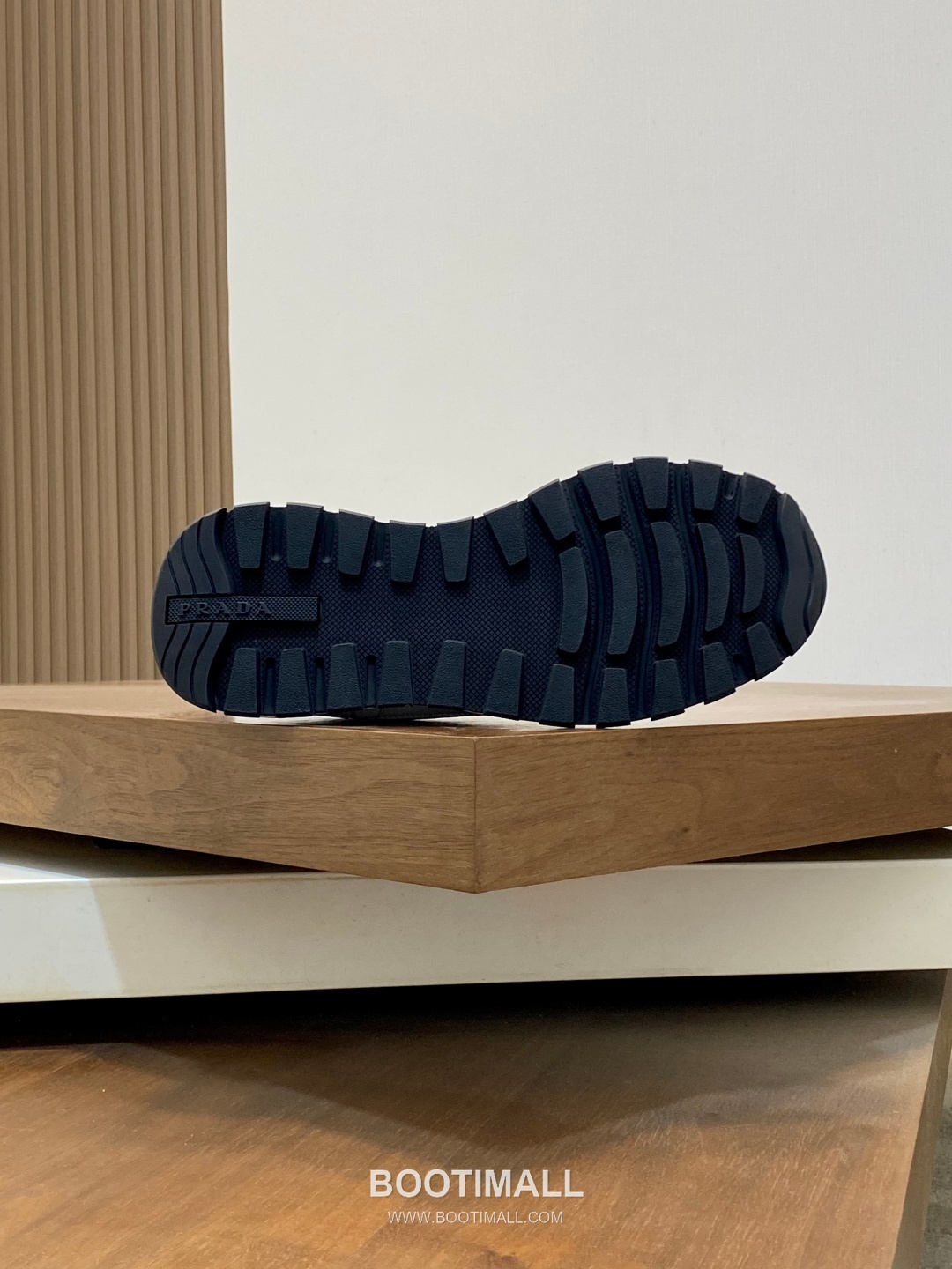 Prada Geometric Panel Runner Calfskin Mesh Khaki Sneakers 프라다 지오메트릭 패널 러너 송아지가죽 메쉬 카키 스니커즈 10