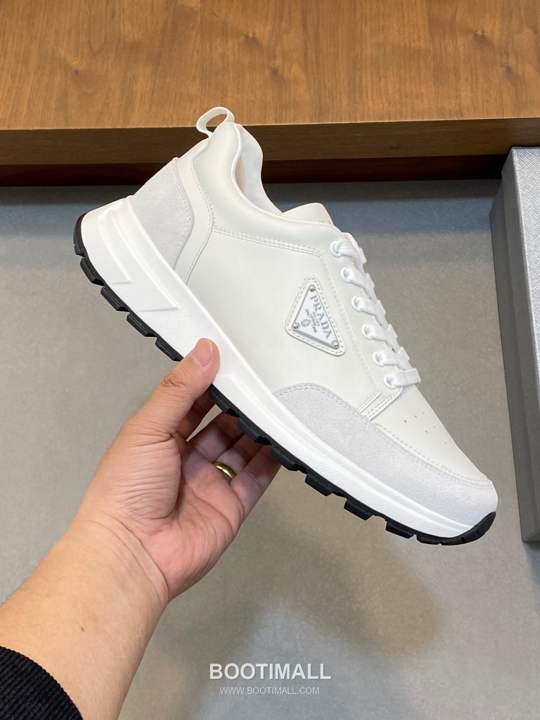 Prada Geometric Panel Runner Calfskin Mesh Khaki Sneakers 프라다 지오메트릭 패널 러너 송아지가죽 메쉬 카키 스니커즈 5