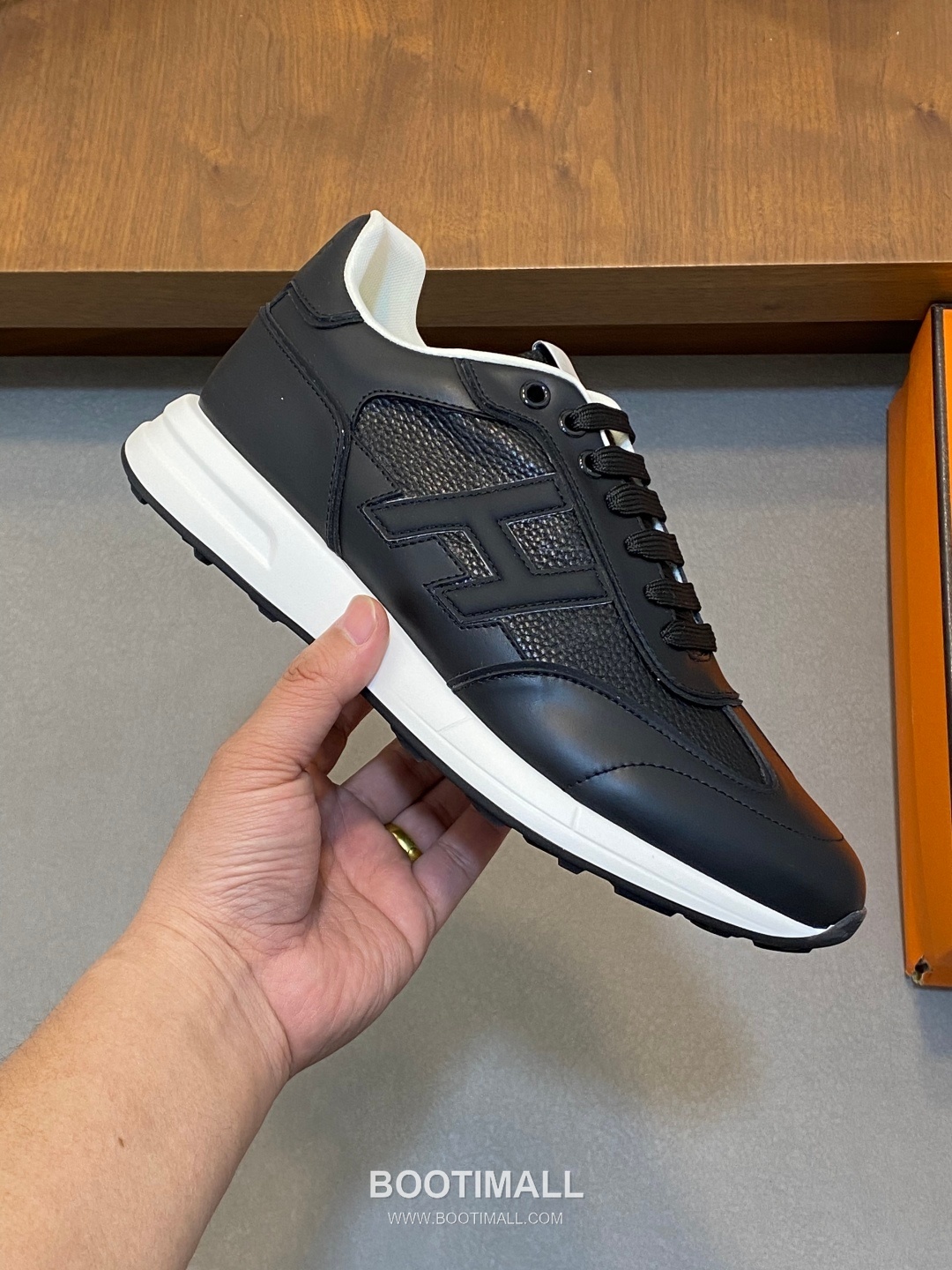 Hermes Suede Mesh Trainer Suede Leather Mesh Beige Sneakers 에르메스 스웨이드 메쉬 트레이너 스웨이드 레더 메쉬 베이지 스니커즈 4