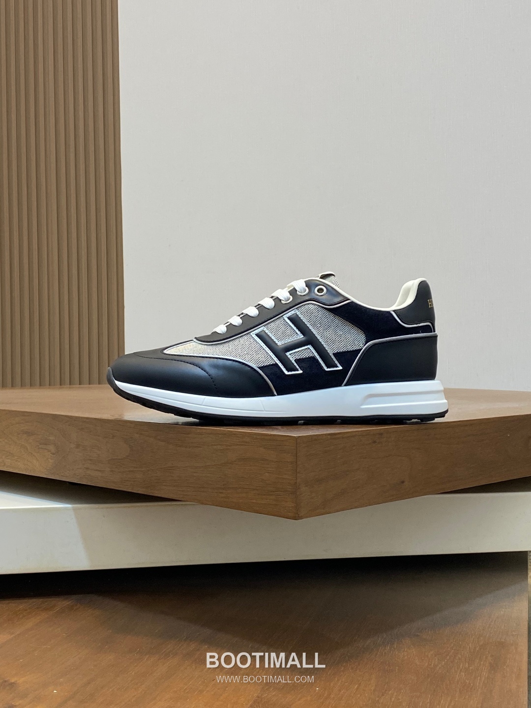 Hermes Suede Mesh Trainer Suede Leather Mesh Beige Sneakers 에르메스 스웨이드 메쉬 트레이너 스웨이드 레더 메쉬 베이지 스니커즈 2