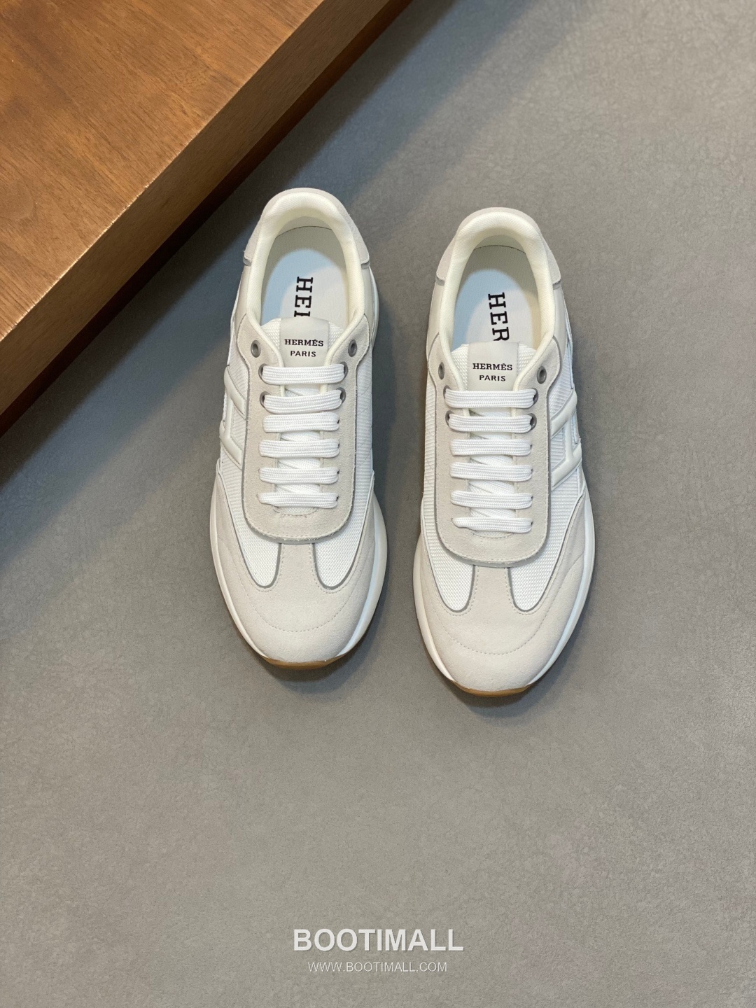 Hermes Suede Mesh Trainer Suede Leather Mesh Beige Sneakers 에르메스 스웨이드 메쉬 트레이너 스웨이드 레더 메쉬 베이지 스니커즈 1