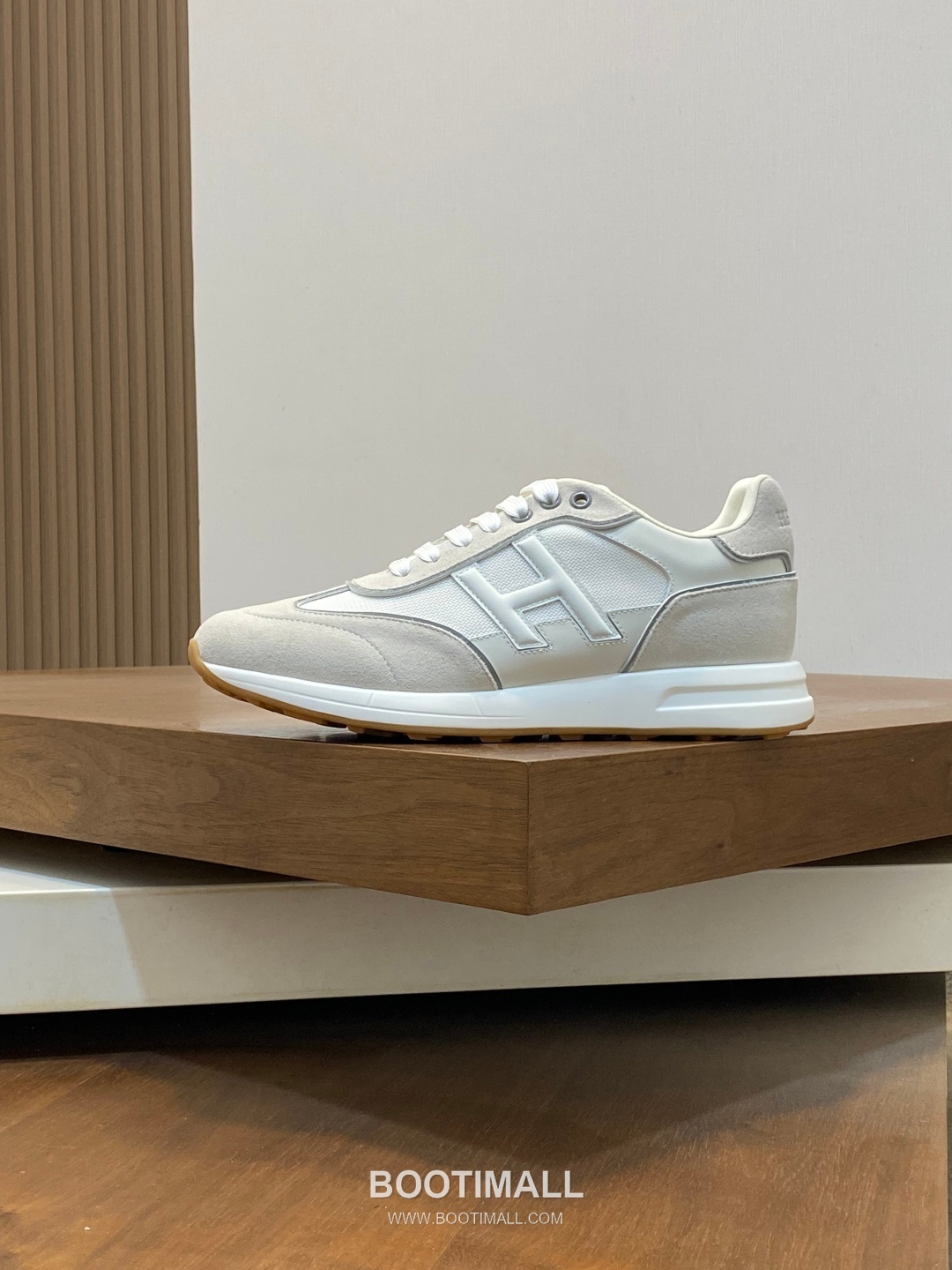 Hermes Suede Mesh Trainer Suede Leather Mesh Beige Sneakers 에르메스 스웨이드 메쉬 트레이너 스웨이드 레더 메쉬 베이지 스니커즈 2