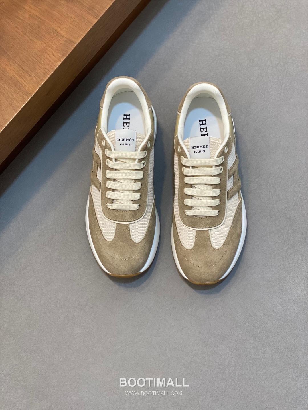 Hermes Suede Mesh Trainer Suede Leather Mesh Beige Sneakers 에르메스 스웨이드 메쉬 트레이너 스웨이드 레더 메쉬 베이지 스니커즈 1