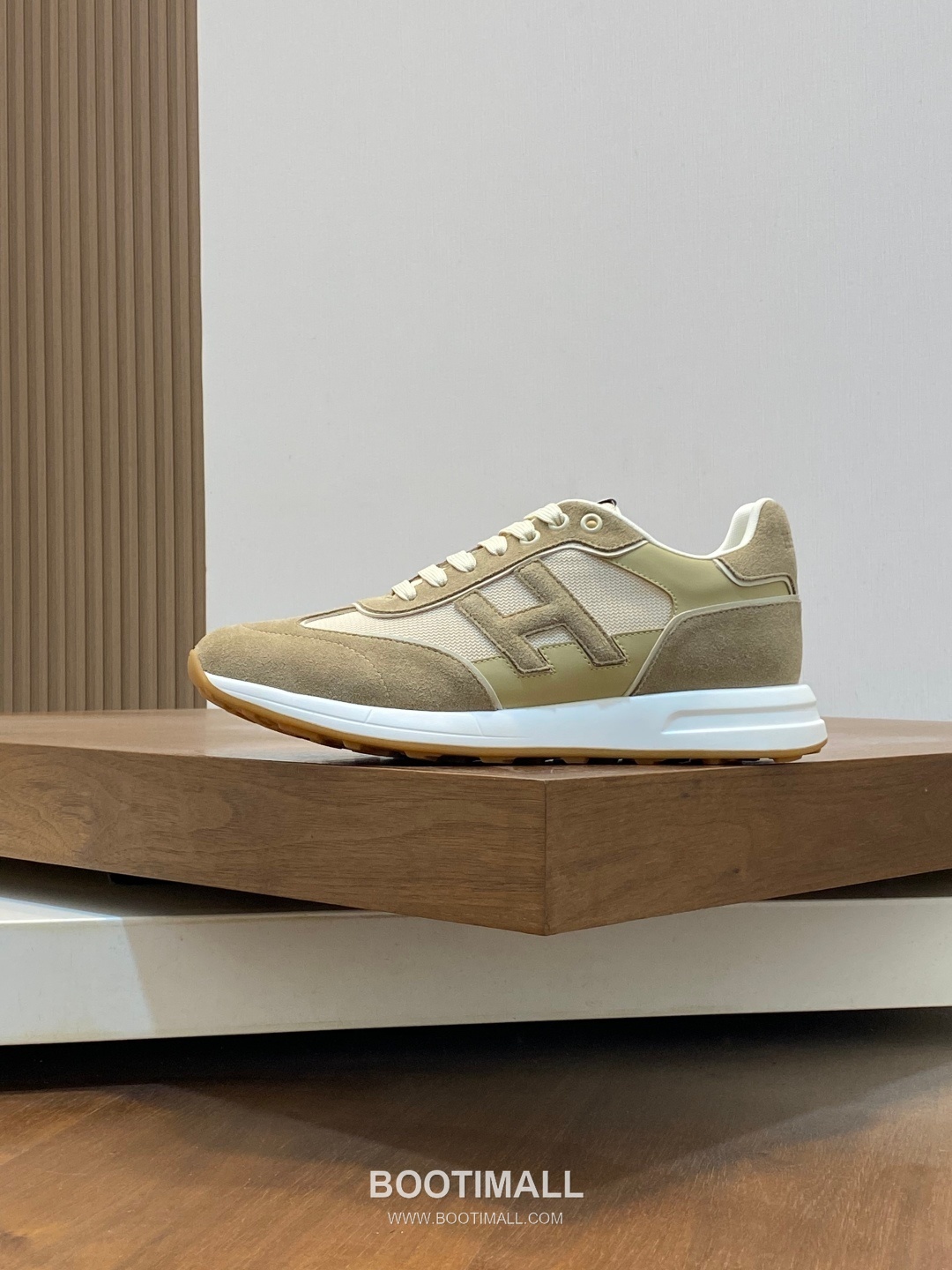 Hermes Suede Mesh Trainer Suede Leather Mesh Beige Sneakers 에르메스 스웨이드 메쉬 트레이너 스웨이드 레더 메쉬 베이지 스니커즈 2