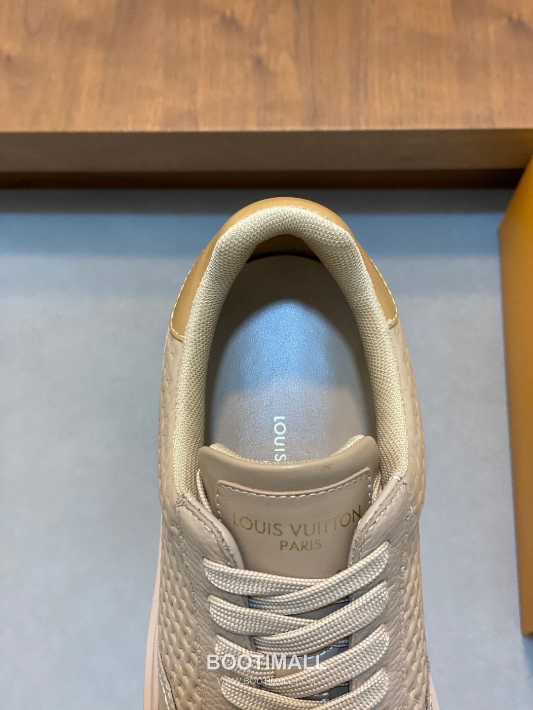 Louis Vuitton Monogram Perforated Low Sneaker Calfskin Leather Green Sneakers 루이비통 모노그램 펀칭 로우 스니커즈 송아지가죽 그린 -4 7