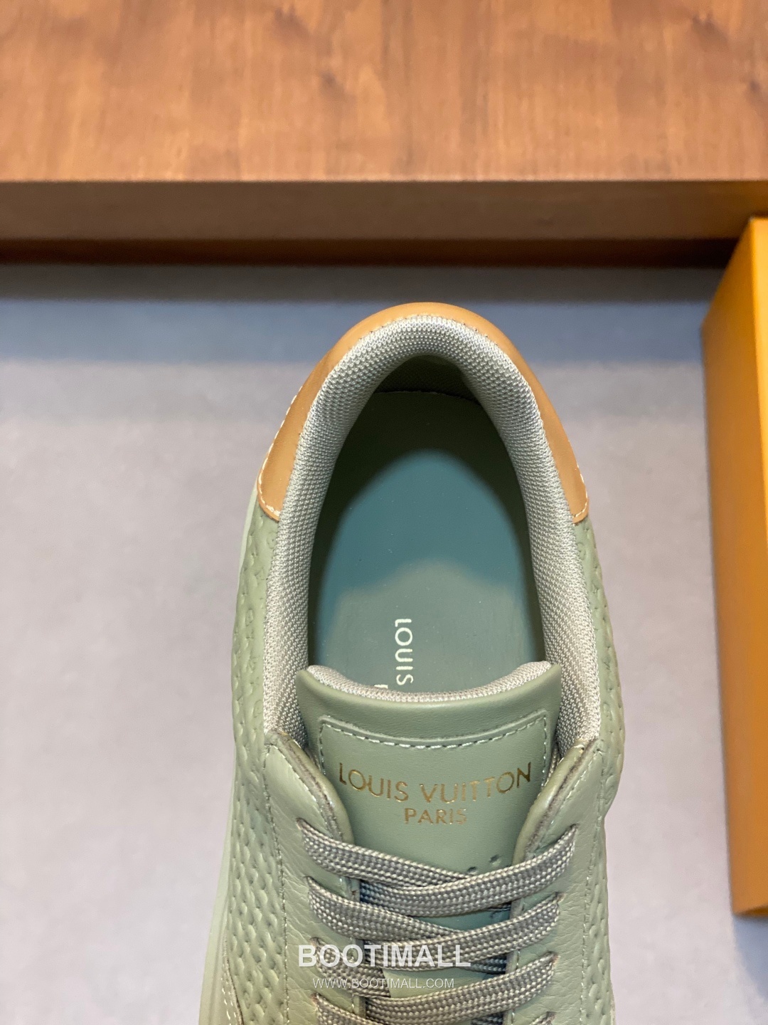 Louis Vuitton Monogram Perforated Low Sneaker Calfskin Leather Green Sneakers 루이비통 모노그램 펀칭 로우 스니커즈 송아지가죽 그린 -4 7
