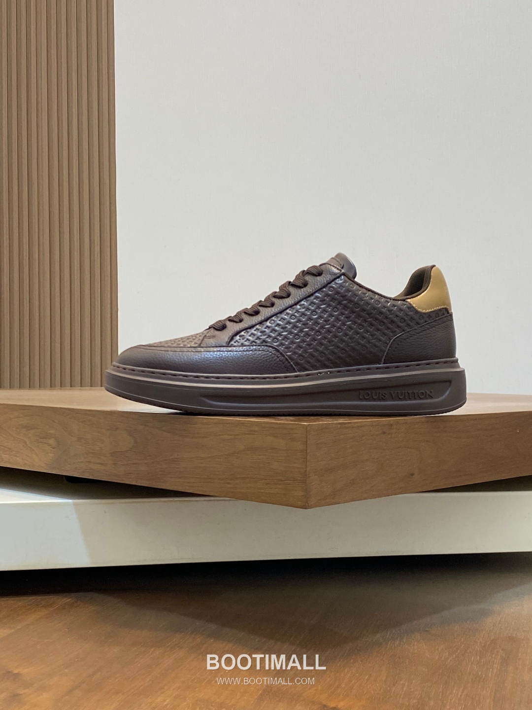 Louis Vuitton Monogram Perforated Low Sneaker Calfskin Leather Green Sneakers 루이비통 모노그램 펀칭 로우 스니커즈 송아지가죽 그린 -4 2