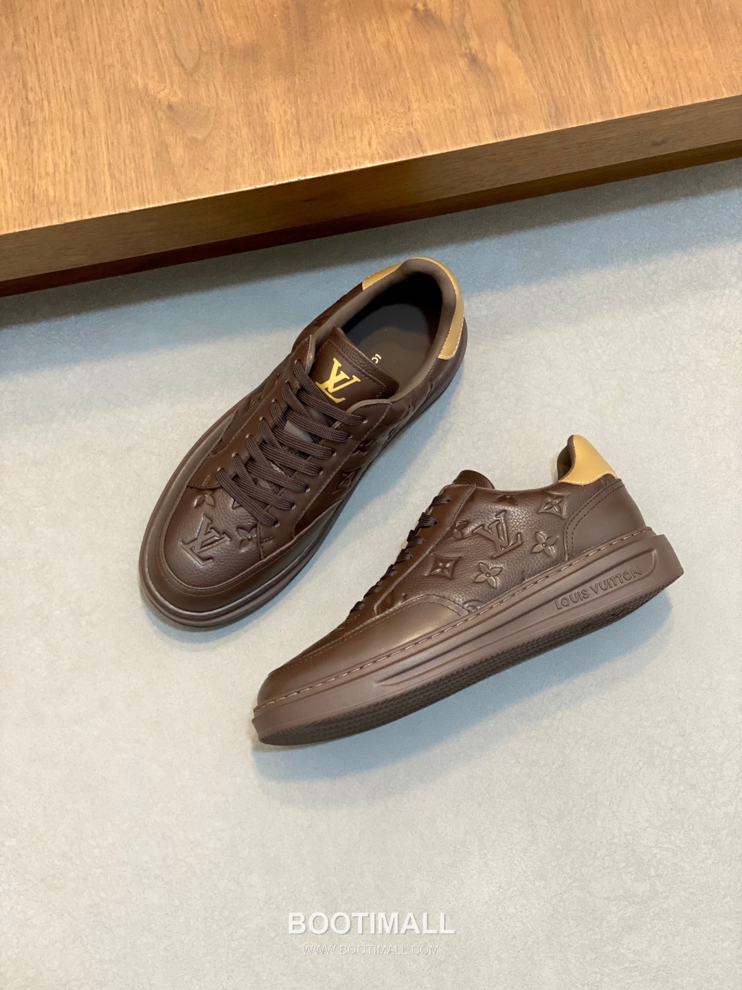 Louis Vuitton Monogram Perforated Low Sneaker Calfskin Leather Green Sneakers 루이비통 모노그램 펀칭 로우 스니커즈 송아지가죽 그린 -4 5