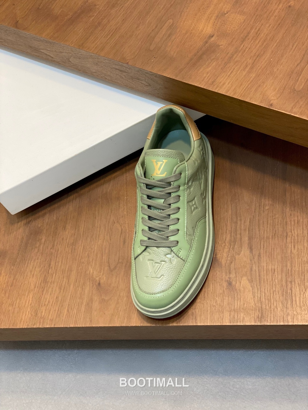 Louis Vuitton Monogram Perforated Low Sneaker Calfskin Leather Green Sneakers 루이비통 모노그램 펀칭 로우 스니커즈 송아지가죽 그린 -4 6