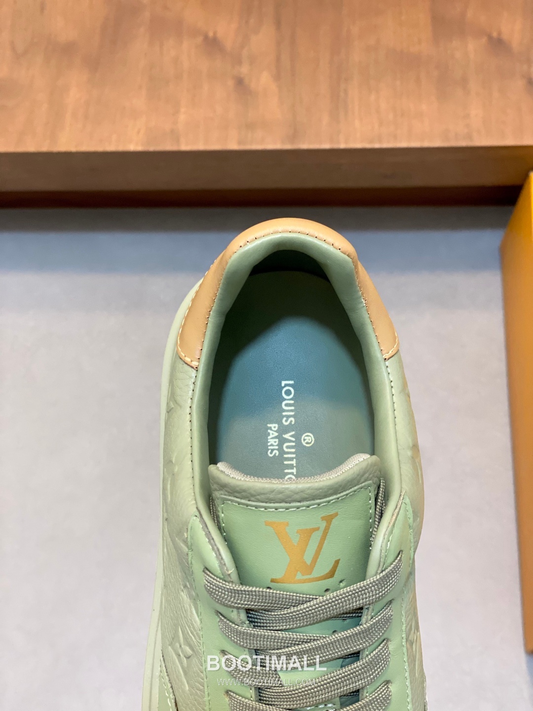 Louis Vuitton Monogram Perforated Low Sneaker Calfskin Leather Green Sneakers 루이비통 모노그램 펀칭 로우 스니커즈 송아지가죽 그린 -4 7