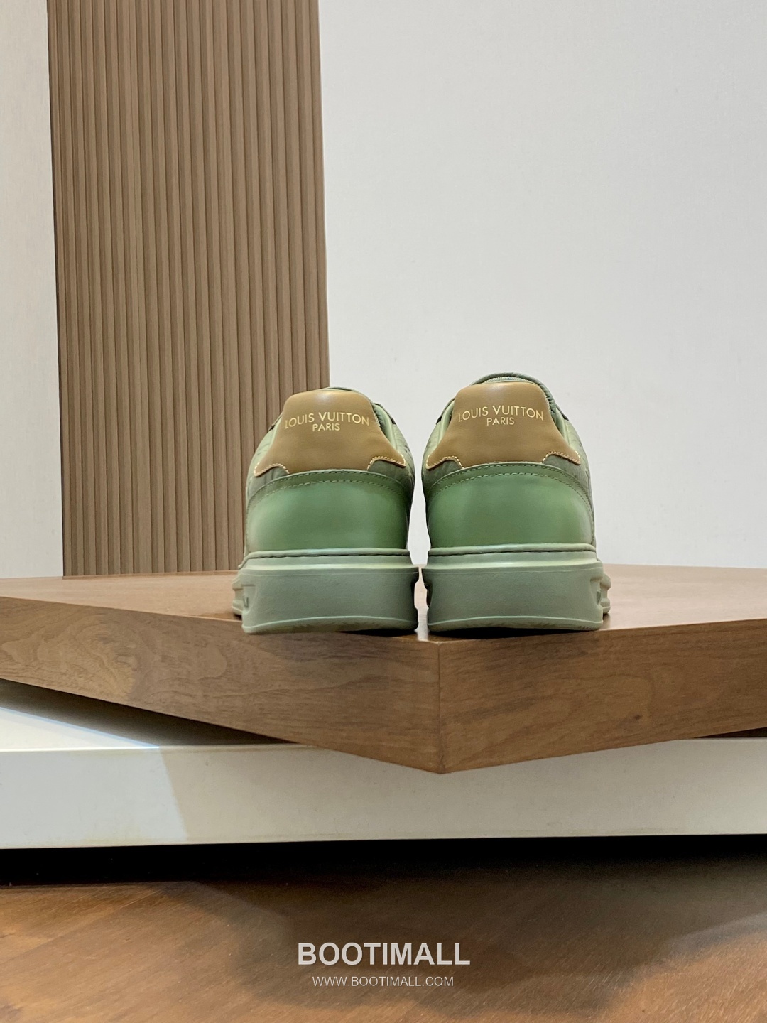 Louis Vuitton Monogram Perforated Low Sneaker Calfskin Leather Green Sneakers 루이비통 모노그램 펀칭 로우 스니커즈 송아지가죽 그린 -4 8