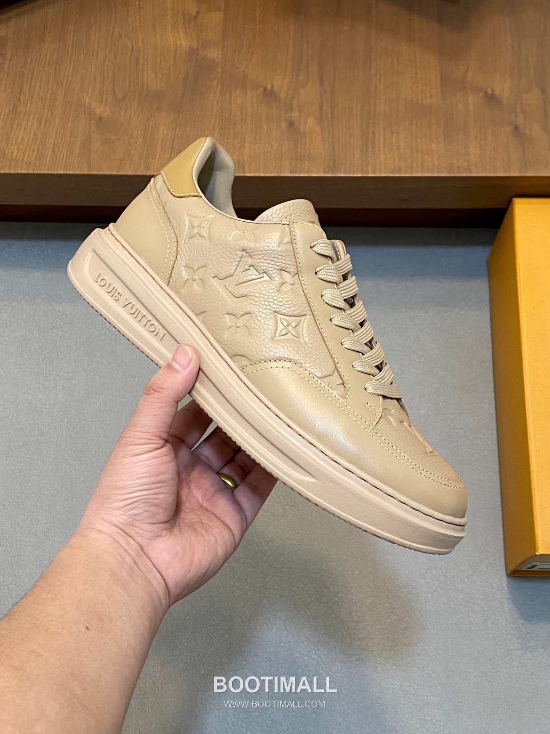 Louis Vuitton Monogram Perforated Low Sneaker Calfskin Leather Green Sneakers 루이비통 모노그램 펀칭 로우 스니커즈 송아지가죽 그린 -4 4