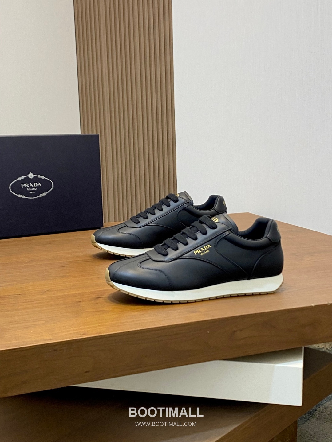 Prada Geometric Stitch Low Sneaker Calf Leather Nylon Black Sneakers 프라다 지오메트릭 스티치 로우 스니커즈 소가죽 나일론 블랙 3