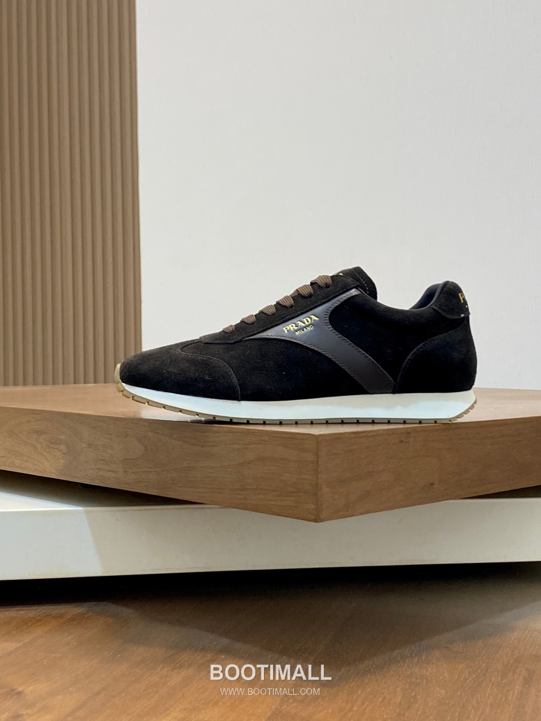 Prada Geometric Stitch Low Sneaker Calf Leather Nylon Black Sneakers 프라다 지오메트릭 스티치 로우 스니커즈 소가죽 나일론 블랙 2