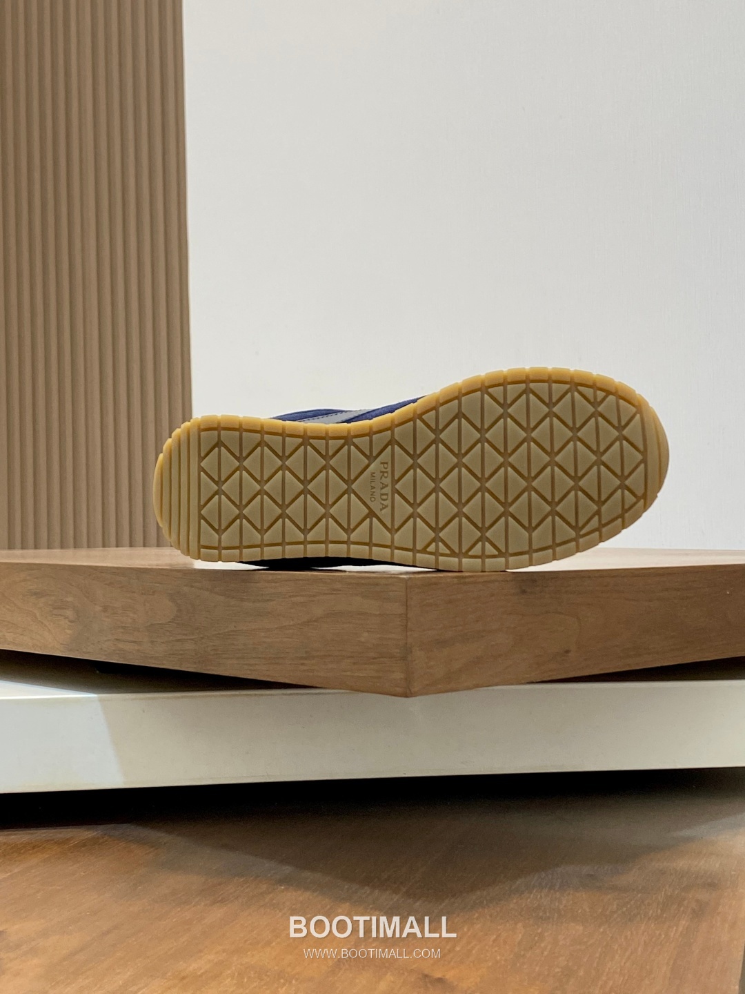 Prada Geometric Stitch Low Sneaker Calf Leather Nylon Black Sneakers 프라다 지오메트릭 스티치 로우 스니커즈 소가죽 나일론 블랙 9